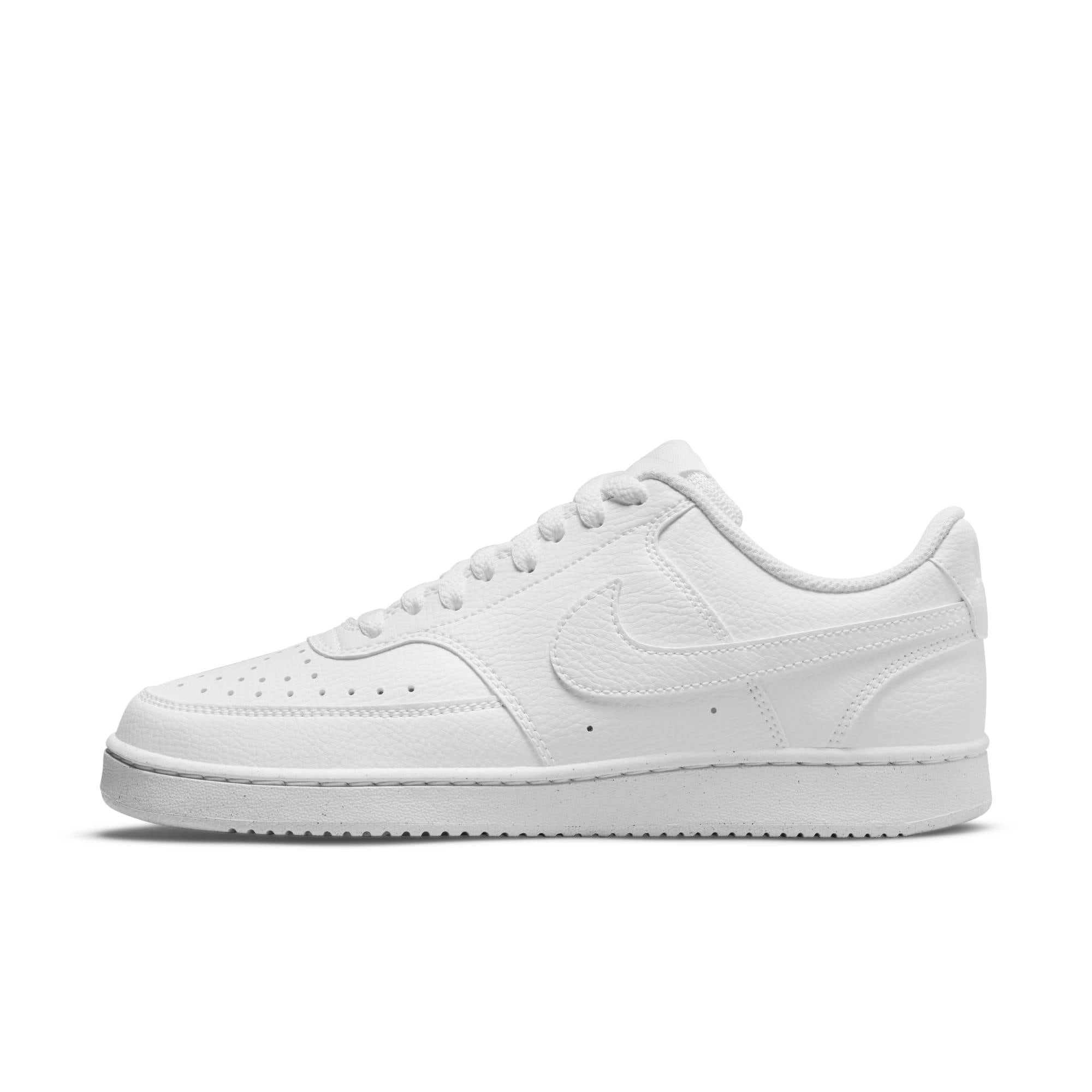Nike Sportswear Sneaker »COURT VISION LOW NEXT NATURE«, Design auf den Spuren des Air Force 1
