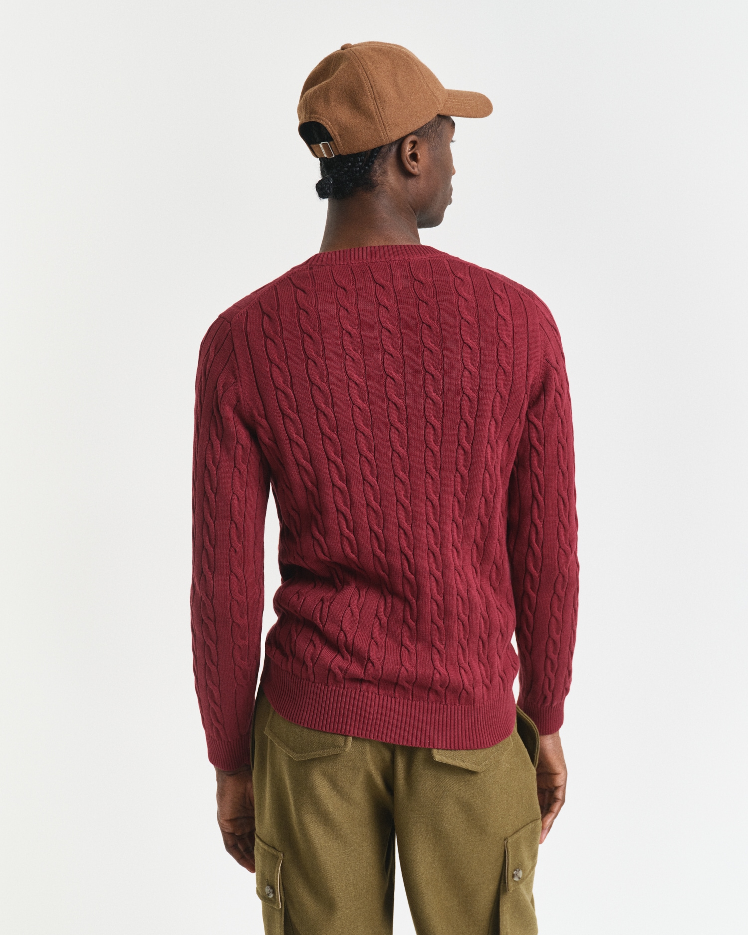 Gant Strickpullover »COTTON CABLE C-NECK«, mit Wappen-Logostickerei auf der Brust