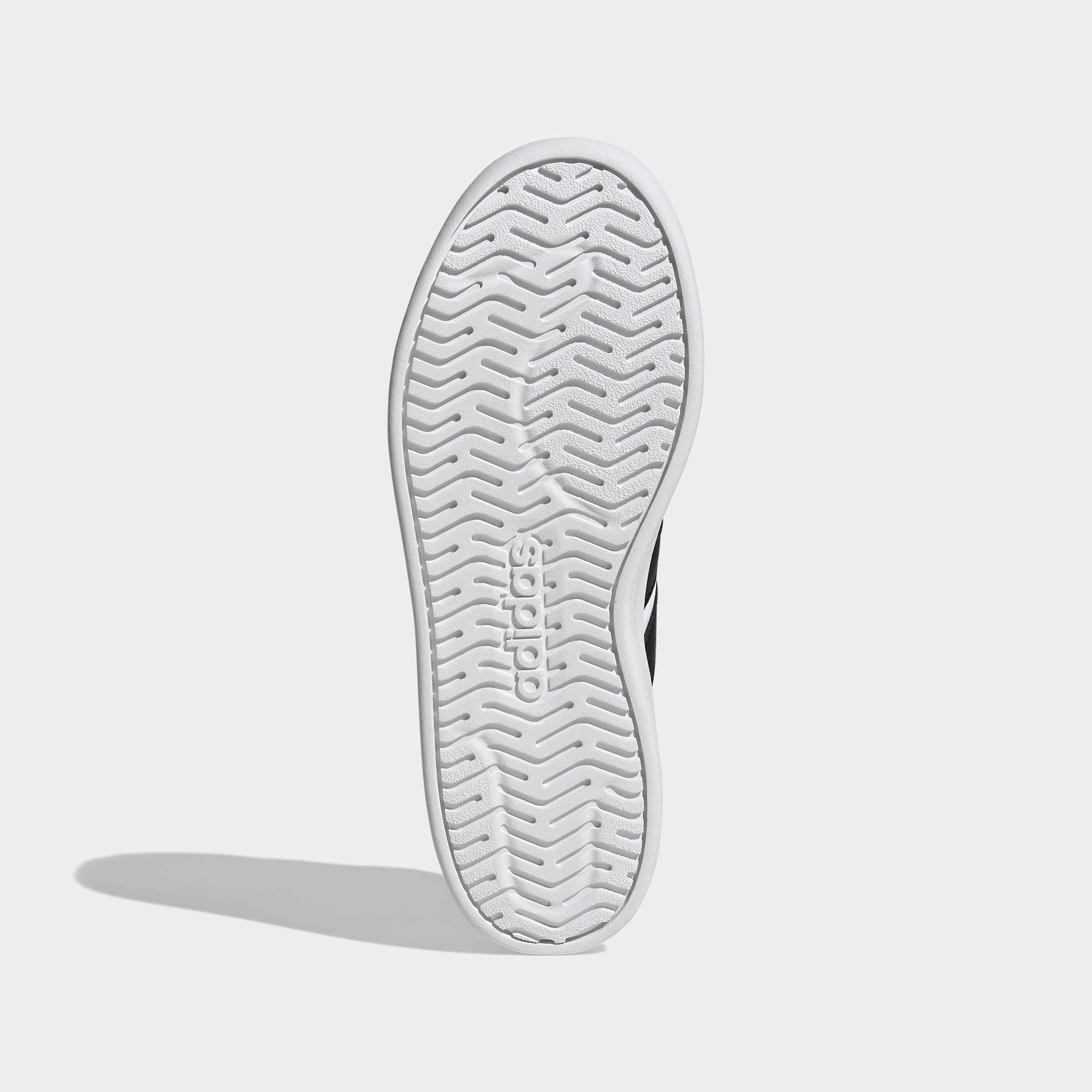 adidas Sportswear Plateausneaker »STREETTALK BOLD«  inspiriert vom Design des adidas Superstar