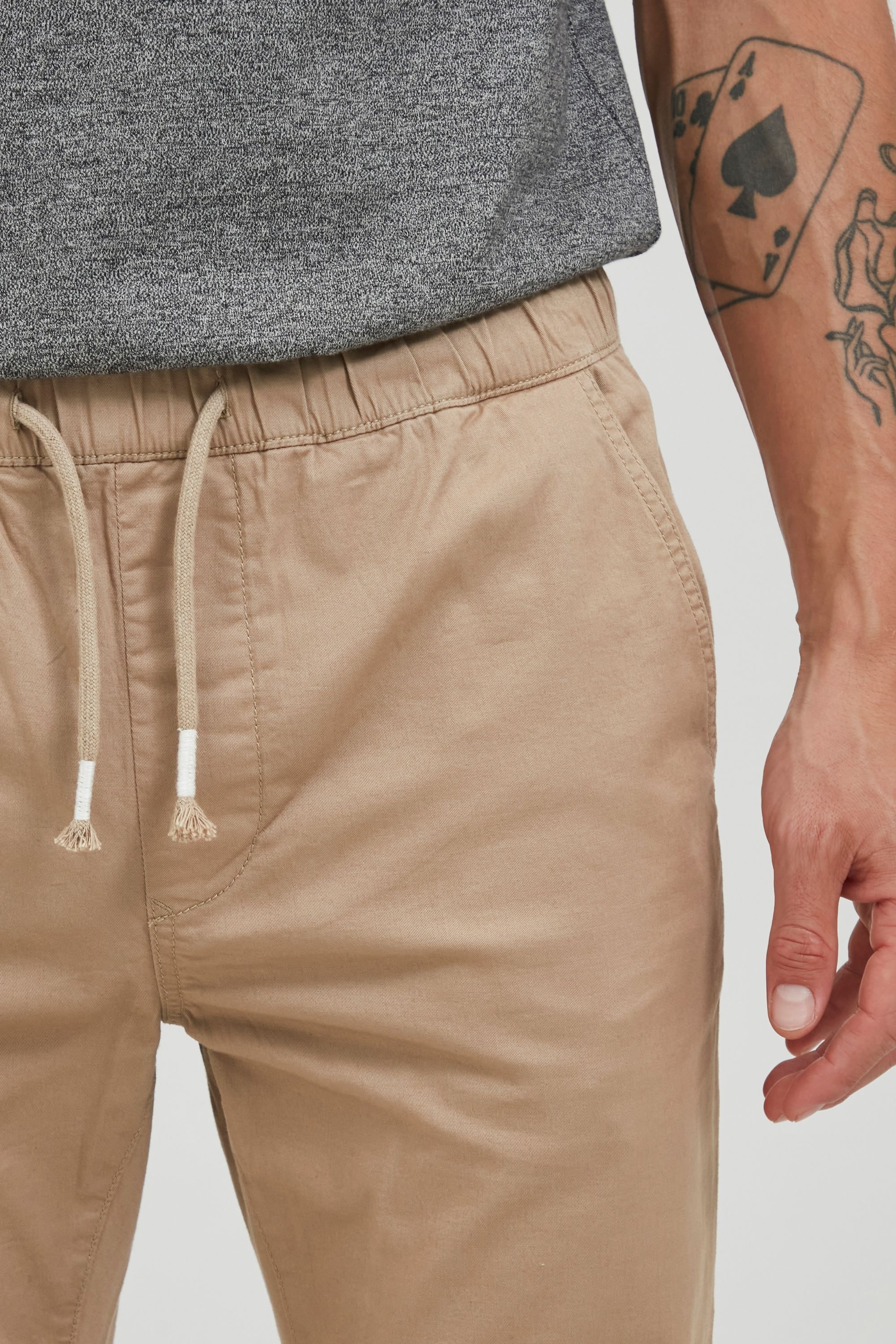 11 Project Chinohose »Chinohose PRLouis«