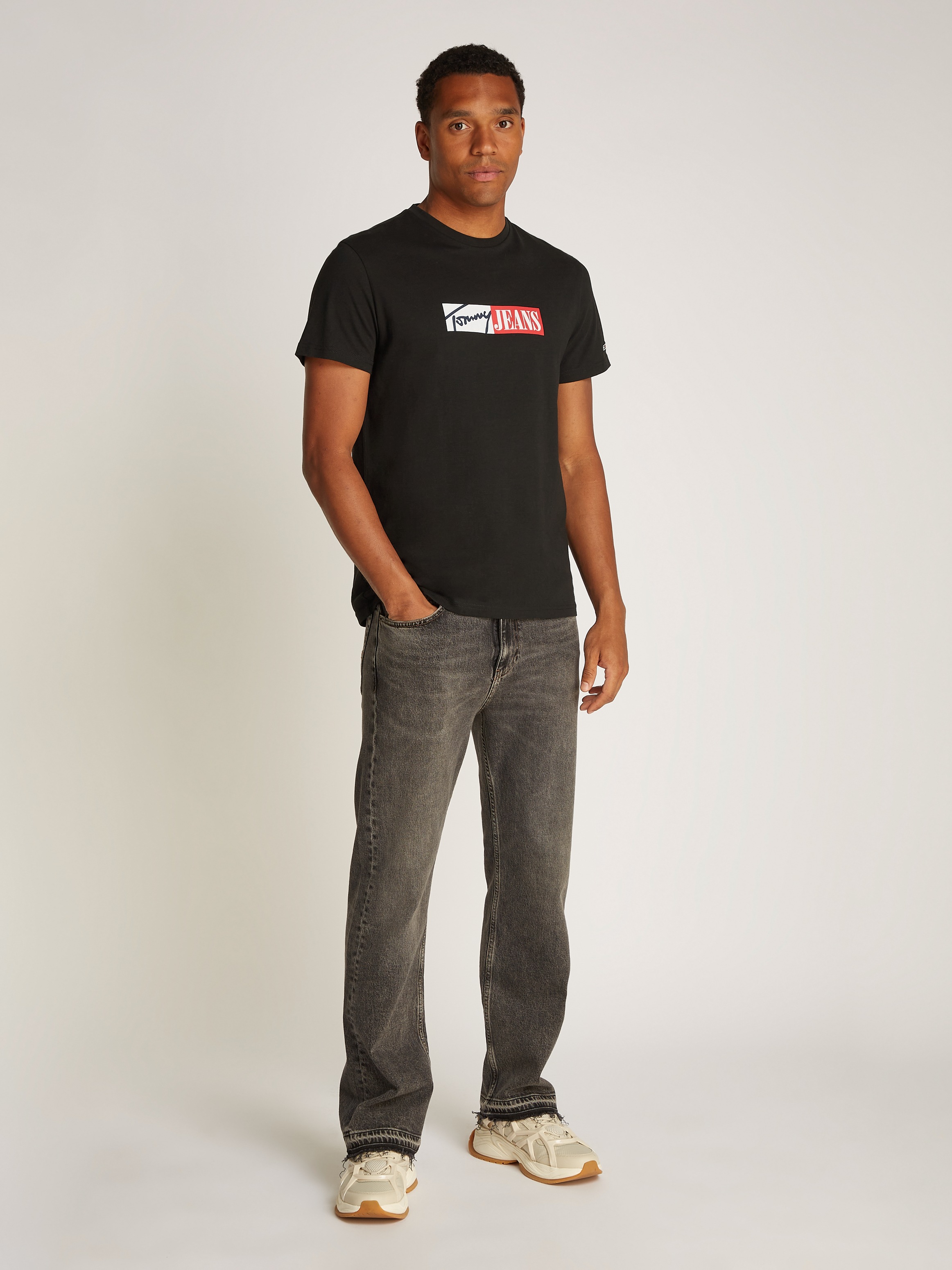 Tommy Jeans Plus Rundhalsshirt »TJM SLIM ENTRY GRAPHIC TEE EXT«, in Großen Größen