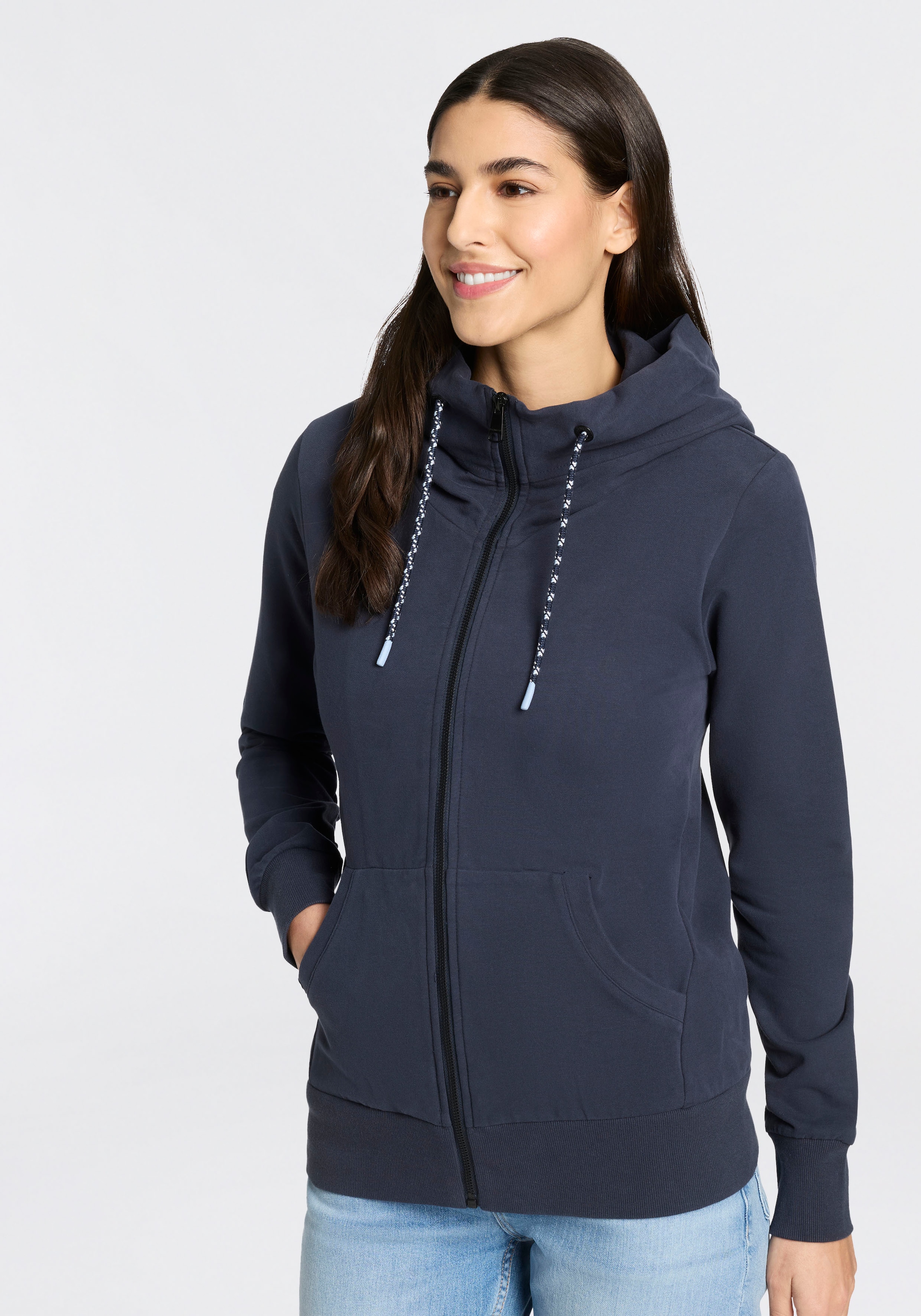 Ragwear Kapuzensweatjacke »NESKIA ZIP B O« mit hochgeschnittener Kapuze mit Kordel