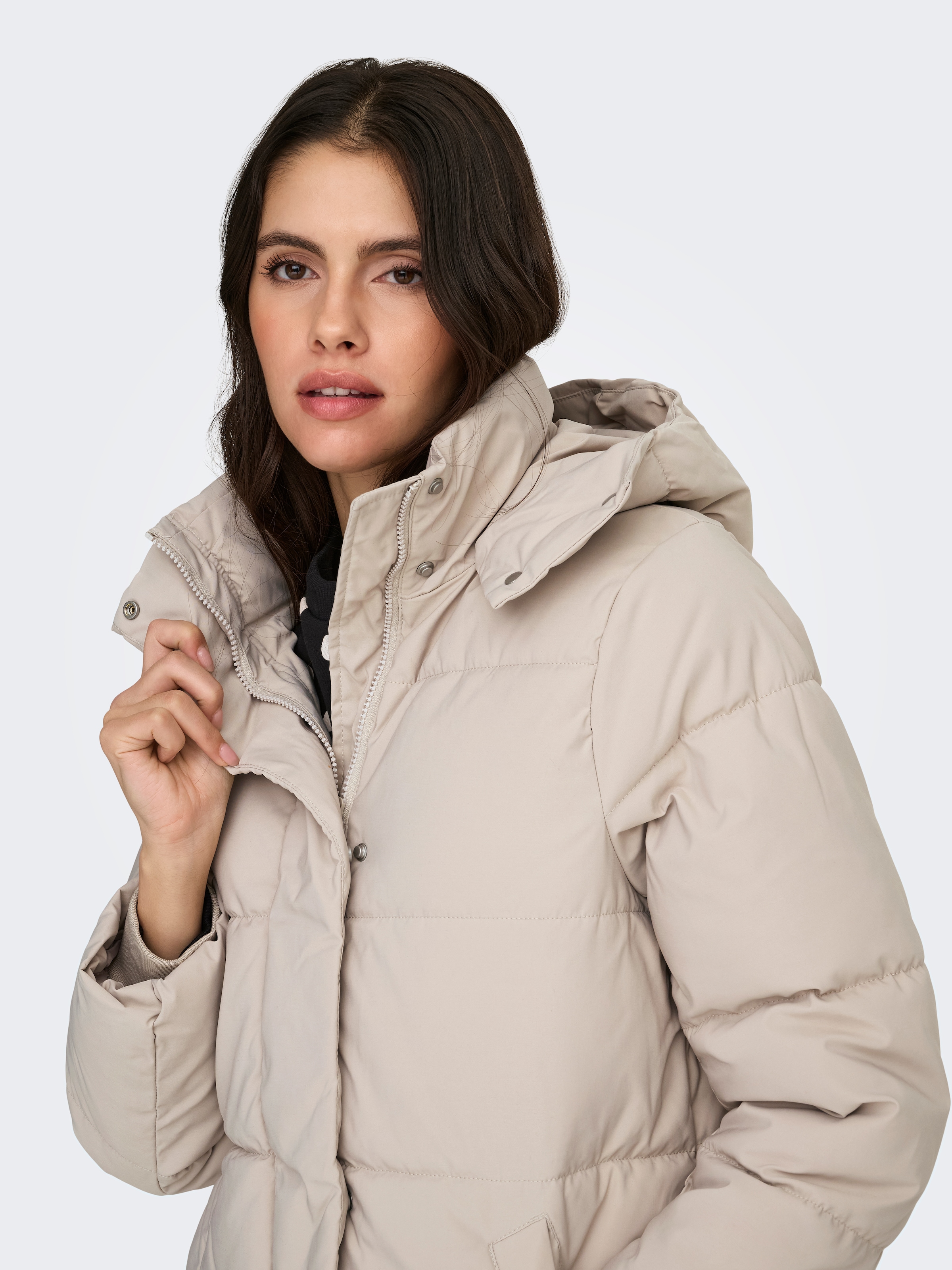JDY Steppmantel »JDYMAJA LONG PADDED JACKET OTW YFM NOOS« mit Kapuze, verdeckter Reißverschluss