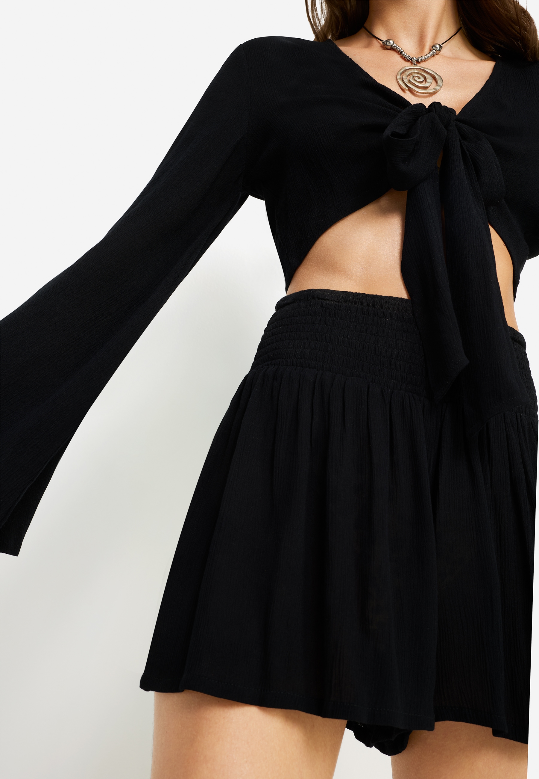 LSCN by LASCANA Crepebluse Set,  und Shorts