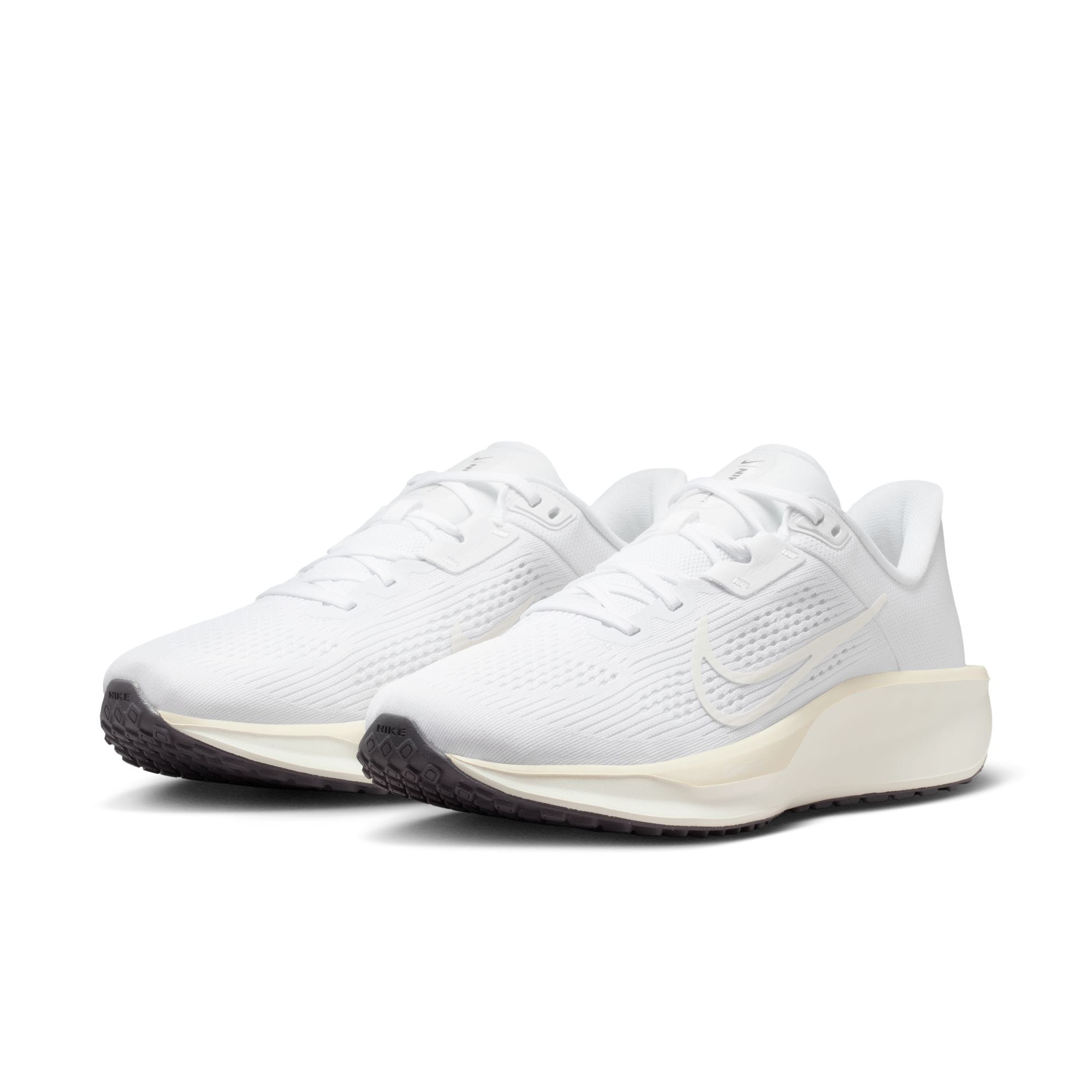 Nike Laufschuh »WMNS QUEST 6«