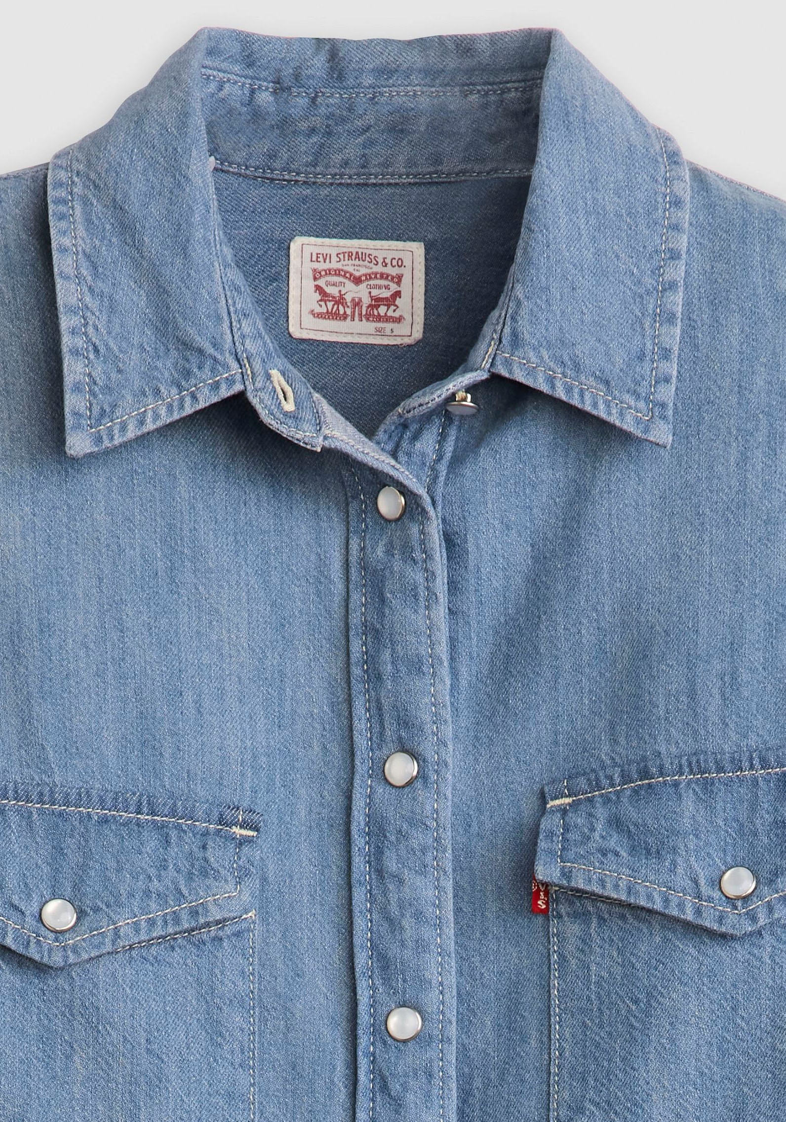 Levi's® Jeansbluse »ESSENTIAL WESTERN«, mit Brusttaschen mit Druckknöpfen