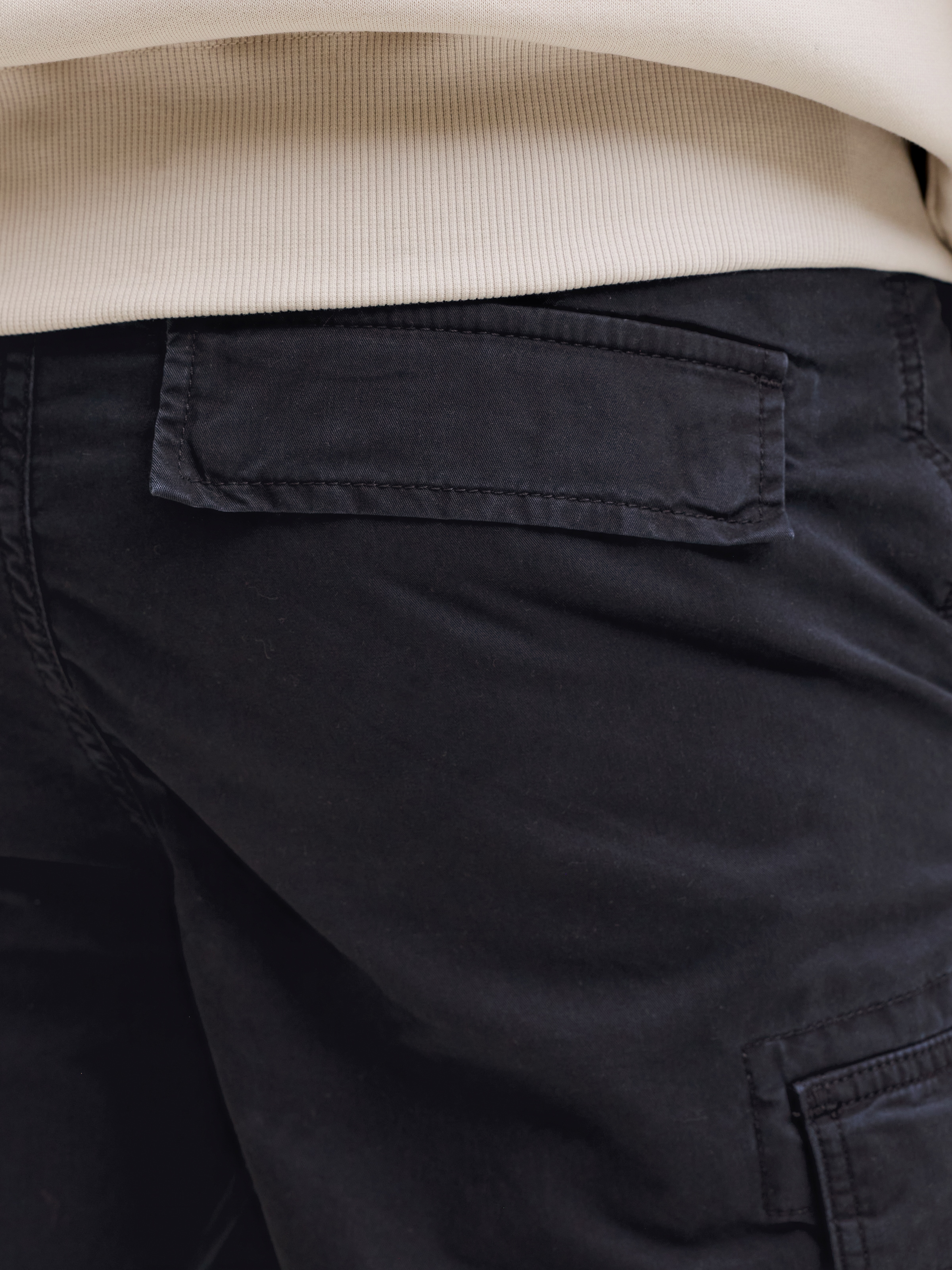 Jack & Jones Cargohose »JPSTCOLE FRANK CARGO SHORT MID SN«  mit Seitentaschen