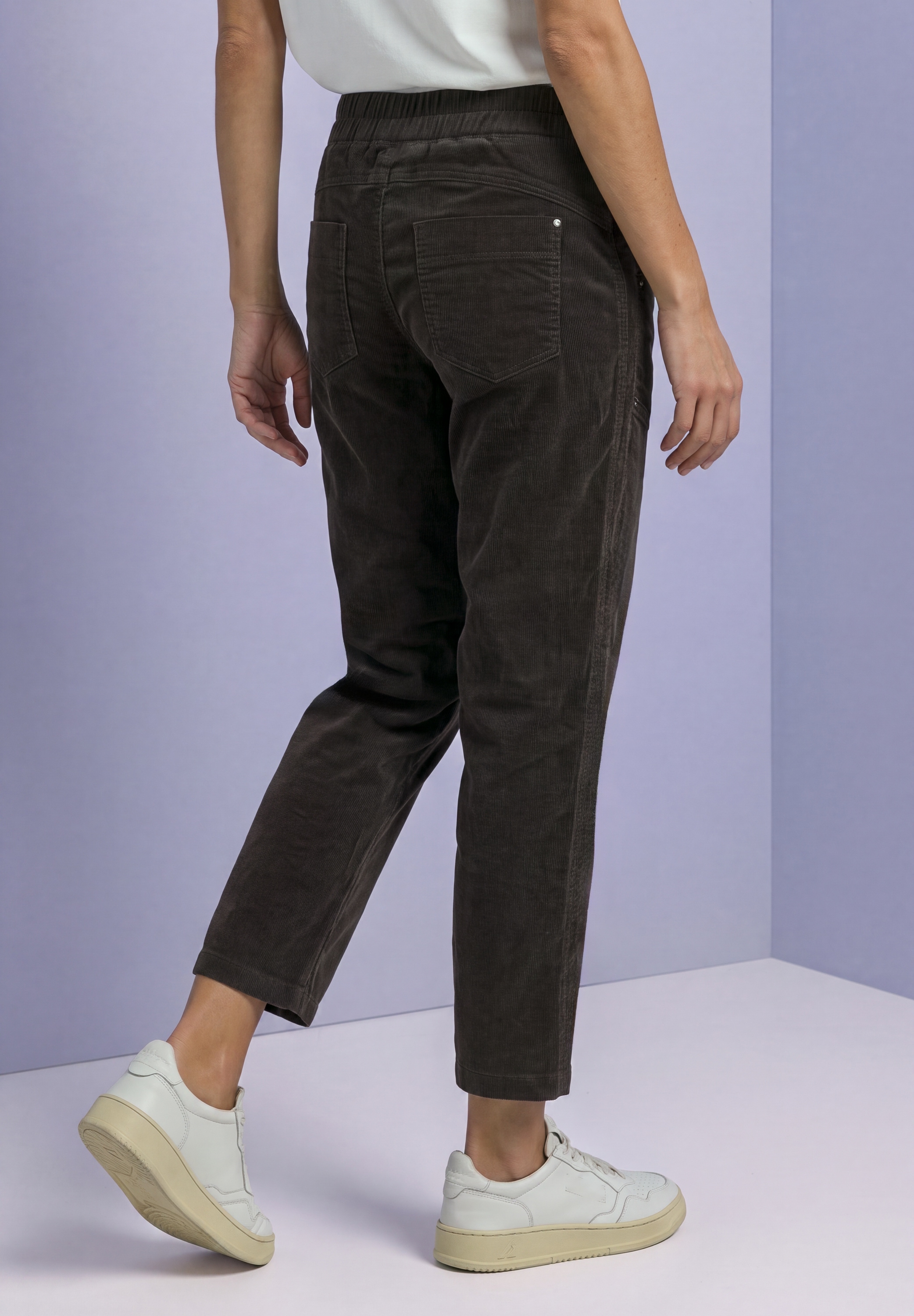 STREET ONE Cordhose  Loose Fit mit elastischem Bund, 7/8-Länge