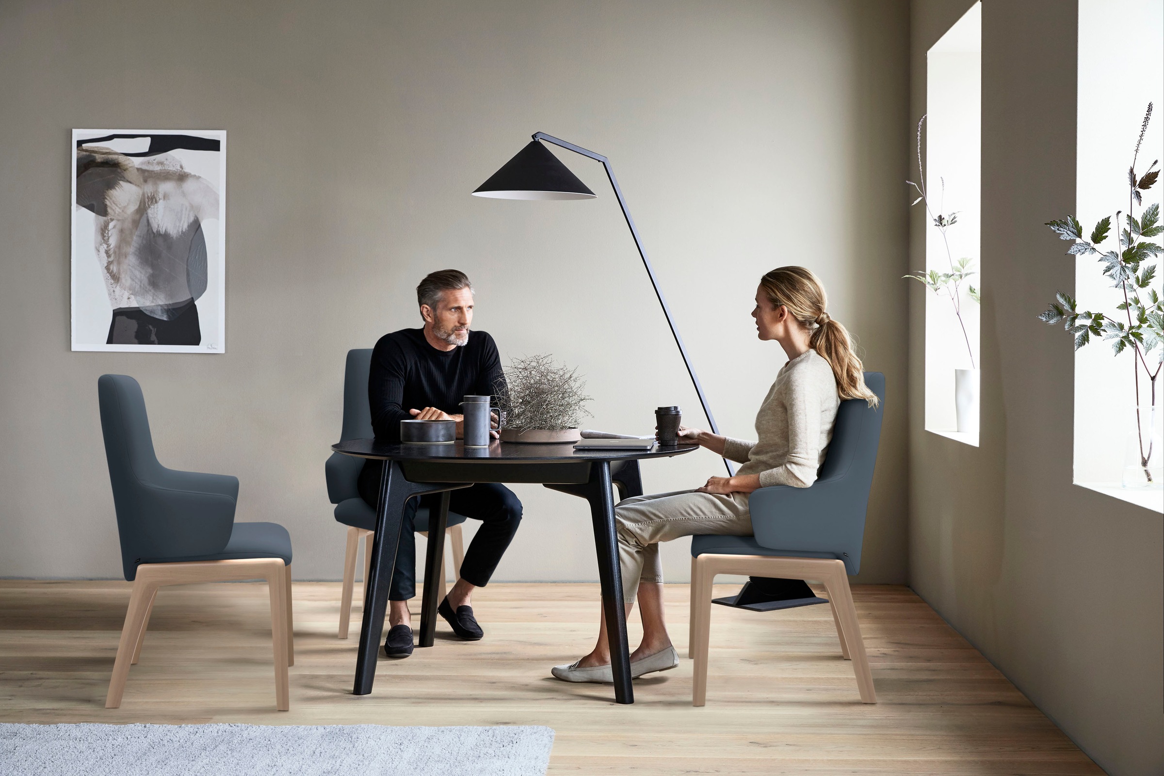 Stressless® Polsterstuhl »Laurel« () High Back mit Armlehne, Größe L, mit abgerundeten Beinen in Schwarz
