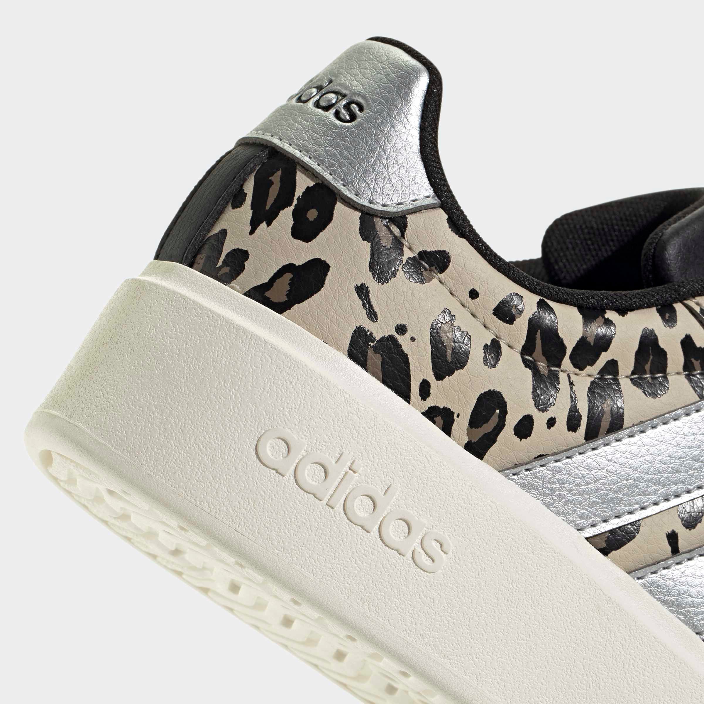 adidas Sportswear Plateausneaker »STREETTALK BOLD KIDS«  inspiriert vom Design des adidas Superstar,für Kinder & Jugendliche