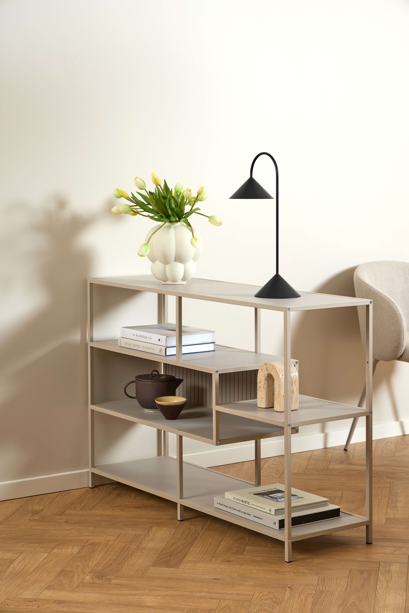 ACTONA GROUP Bücherregal »Seaford - Mehrzweckregal & Raumteiler, modern, Metall« 114x35x78 cm,  Asymmetrisch, stabil & viel Stauraum, zeitloses Design, 6 Regalböden
