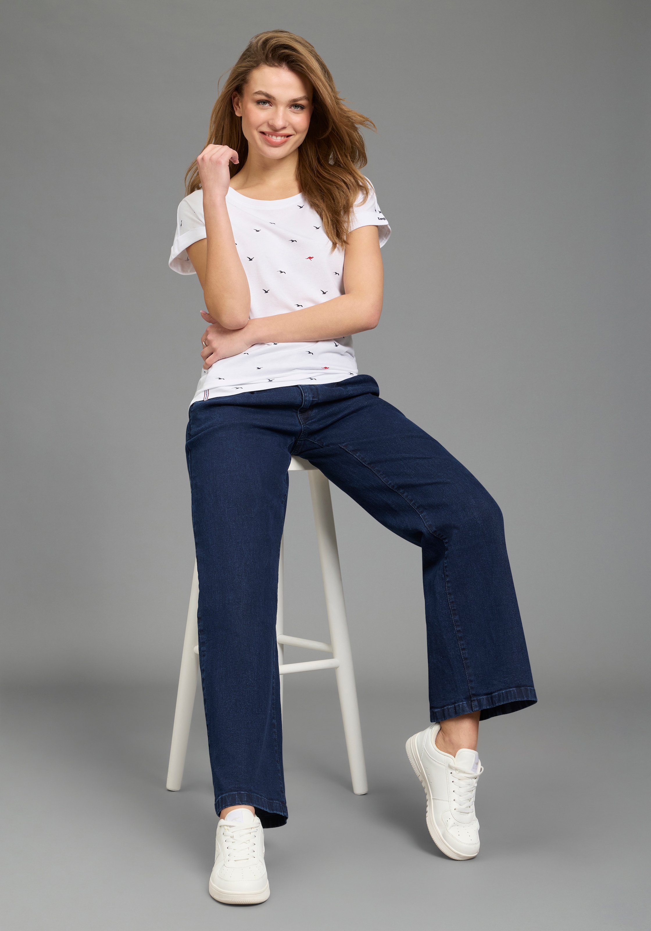 KangaROOS Print-Shirt kurzärmelig,  figurumspielend,  mit Print,  mit Rundhalsausschnitt