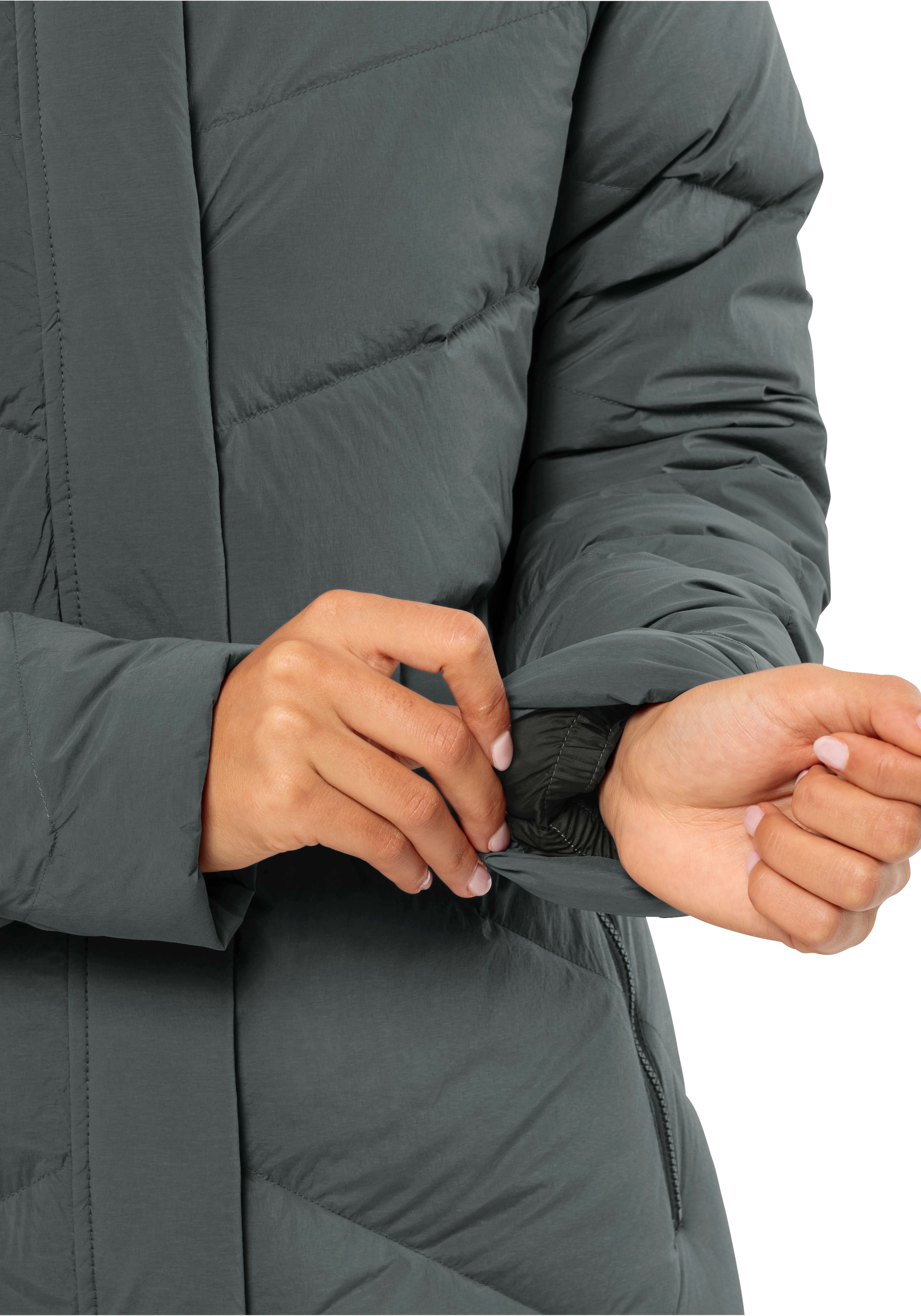 Jack Wolfskin Daunenmantel »MARIENPLATZ COAT W«, mit Kapuze