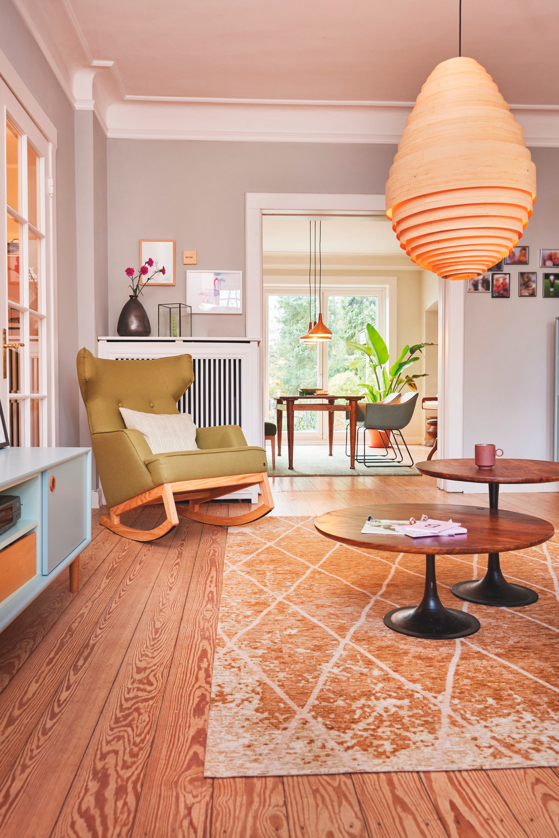 TOM TAILOR HOME Beistelltisch »T-MODERN COUCH TABLE MEDIUM«, mit eingelassenem TOM TAILOR Button