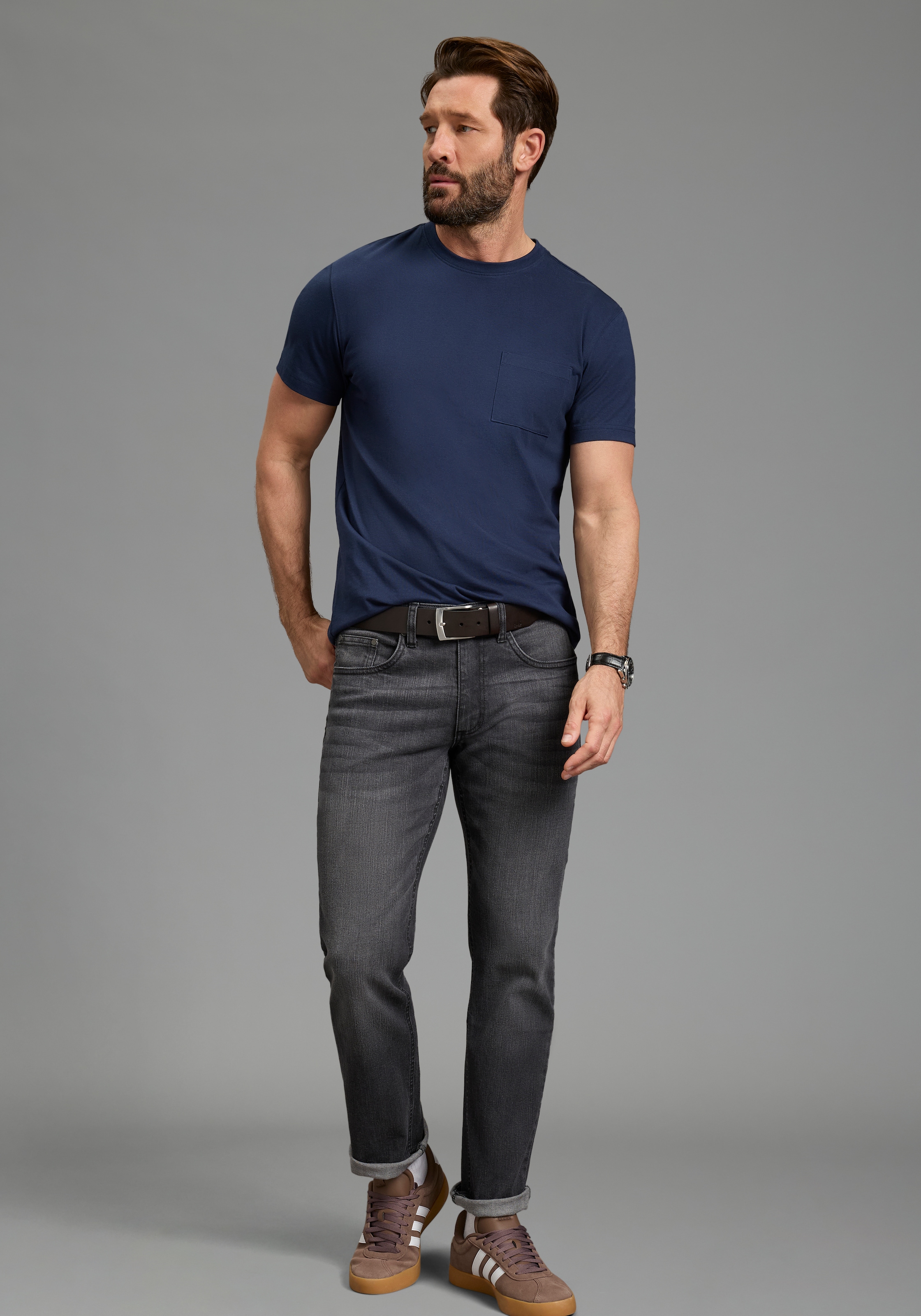 Man's World Rundhalsshirt »Neue Kollektion!« Regular Fit, kurzarm, mit Brusttasche, unifarben