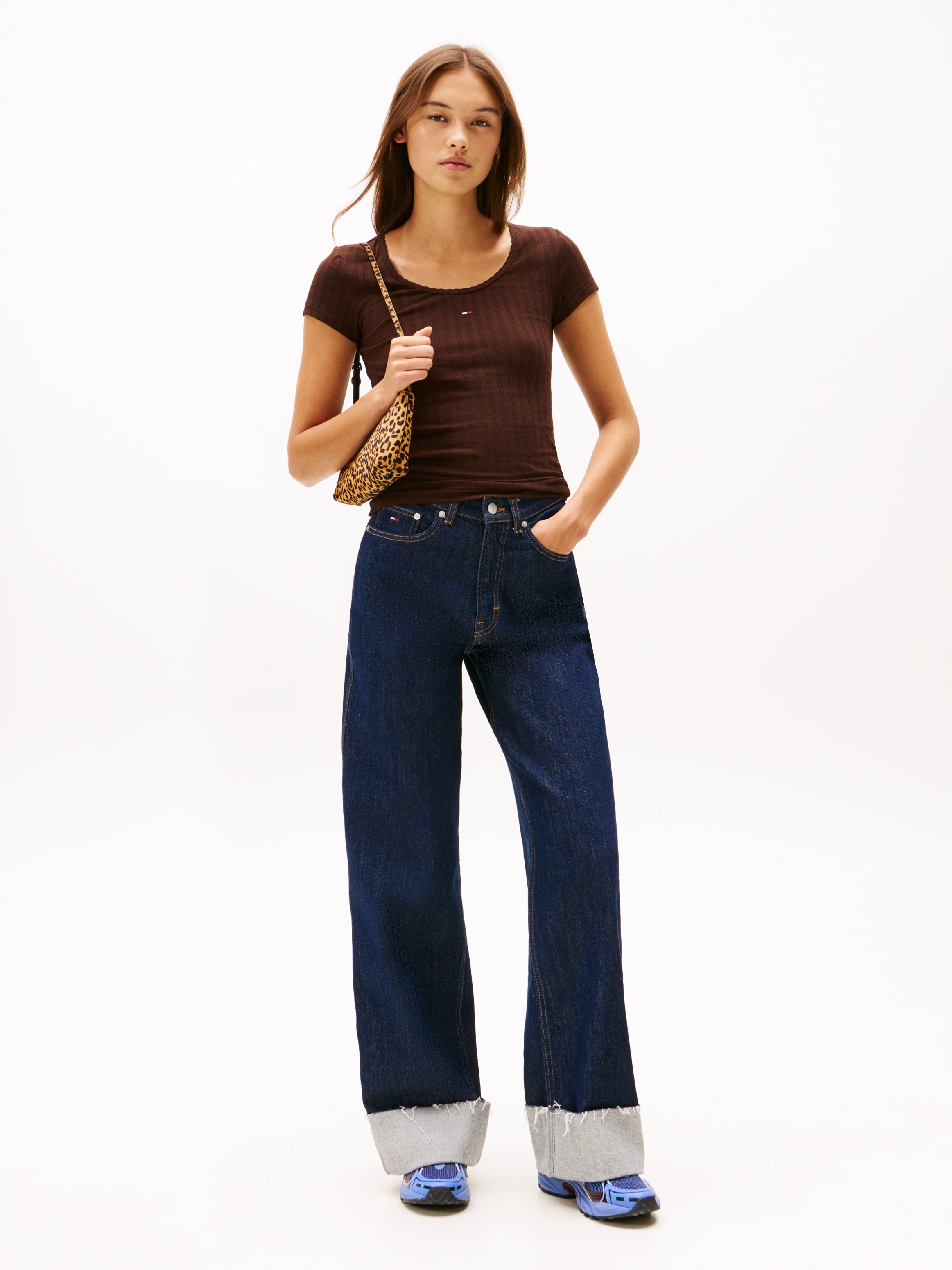 Tommy Jeans Kurzarmshirt »TJW SLIM IRREGULAR RIB SS«, in gerippter Struktur