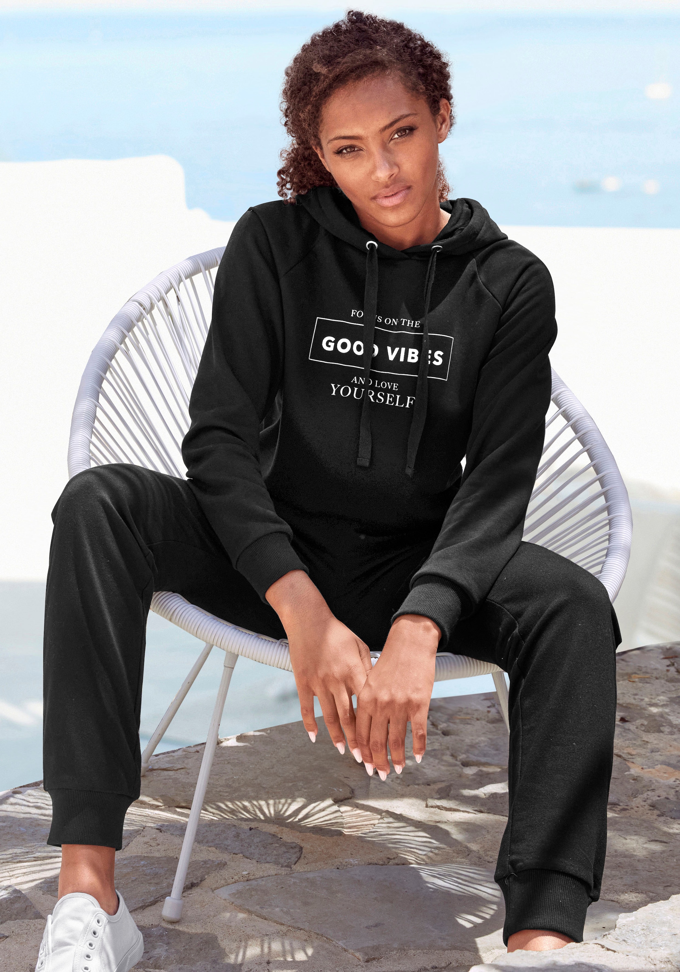 Buffalo Sweatpants, mit seitlichen Taschen, Loungewear