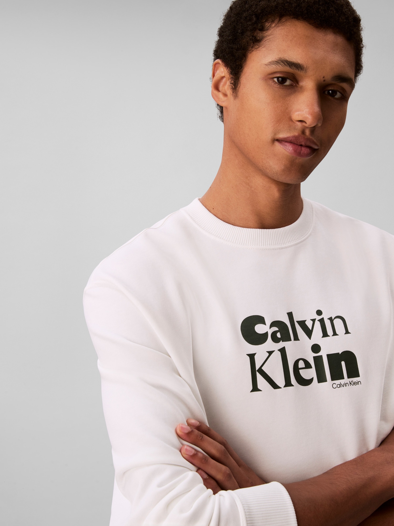 Calvin Klein Sweatshirt »LS EU 350TERRY CALVIN BOLD GRAPH«, Rundhalsausschnitt, regular fit