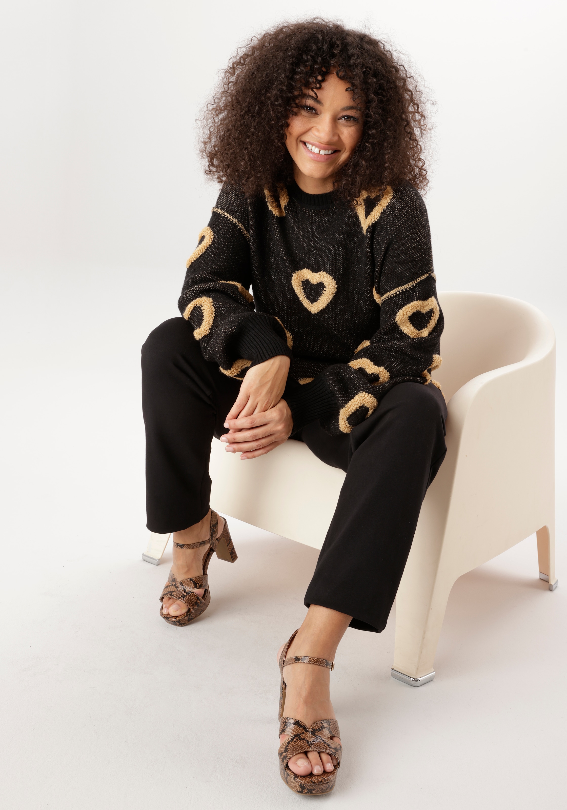 Aniston PLUS Strickpullover mit aufgestrickten Herzen - NEUE KOLLEKTION