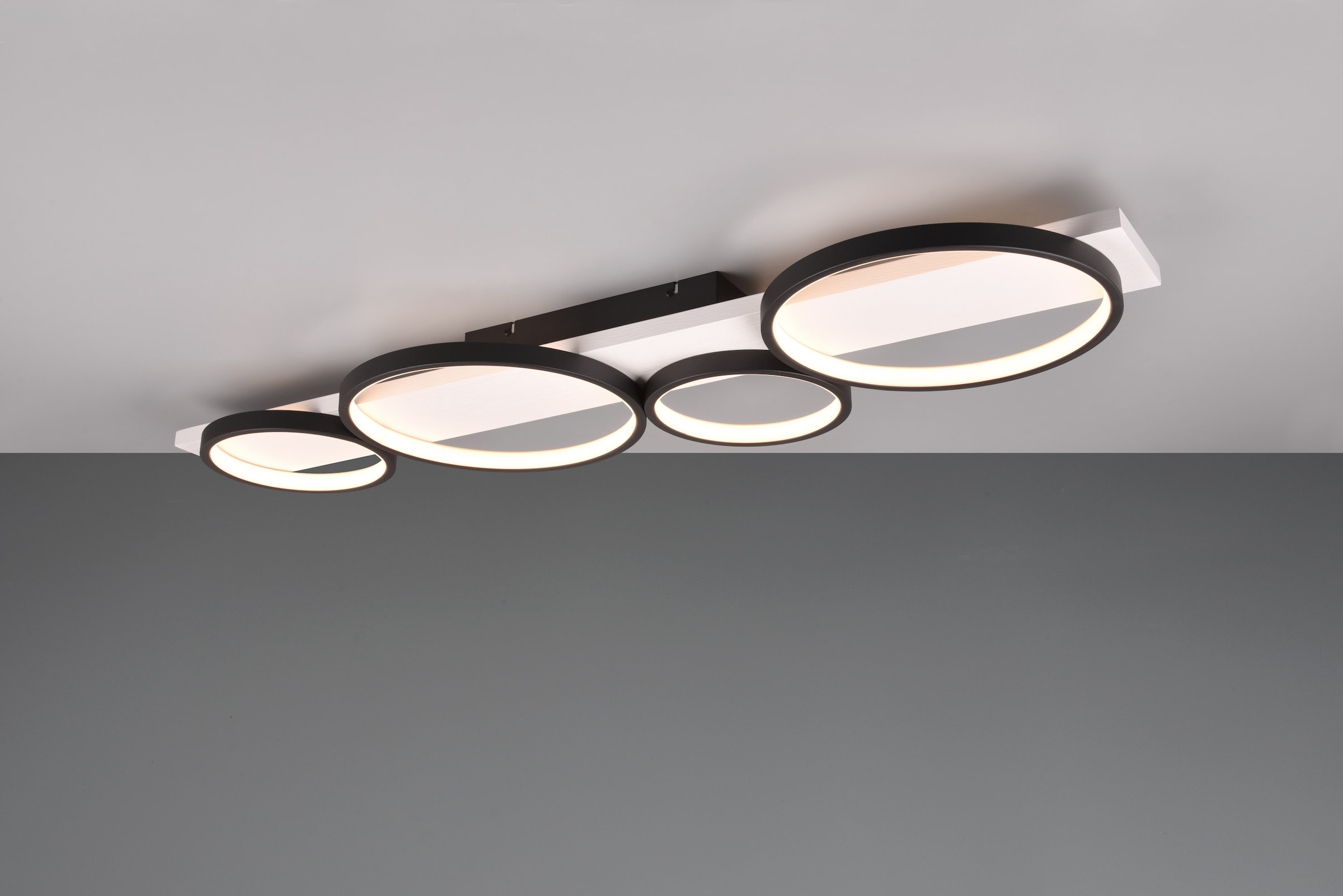 TRIO Leuchten LED Deckenleuchte »MEDERA, Deckenlampe LED Ringe mit Holz Deko 44W 5100 Lumen warmweiß«, 1 flammig, Leuchtmittel LED-Board | LED fest integriert, als Wandlampe oder Deckenlampe einsetzbar dimmbar über Wandschalter