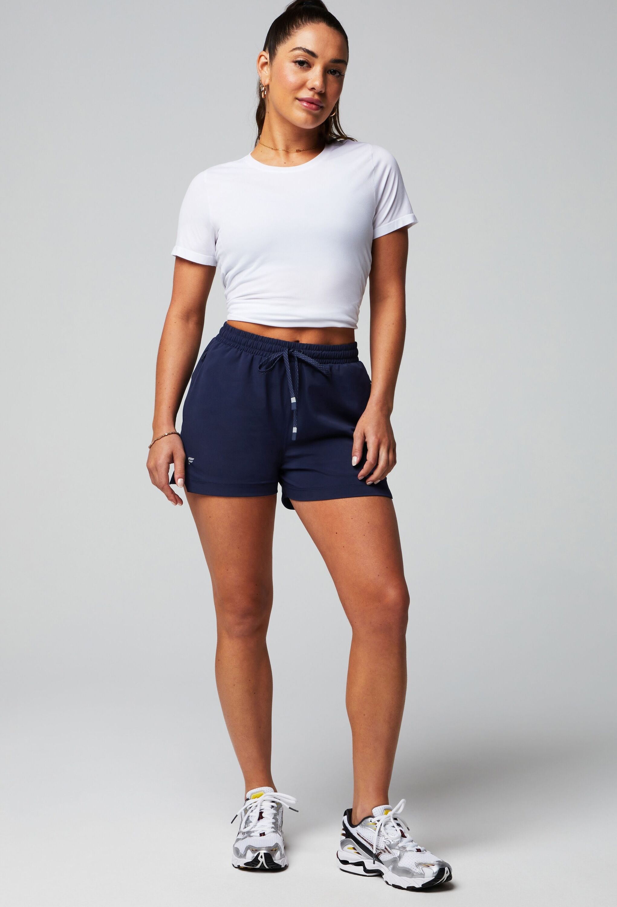 Fabletics Sporthose »Fabletics SHORTS THE-ONE-3-SHORT«  aus elastischem Material