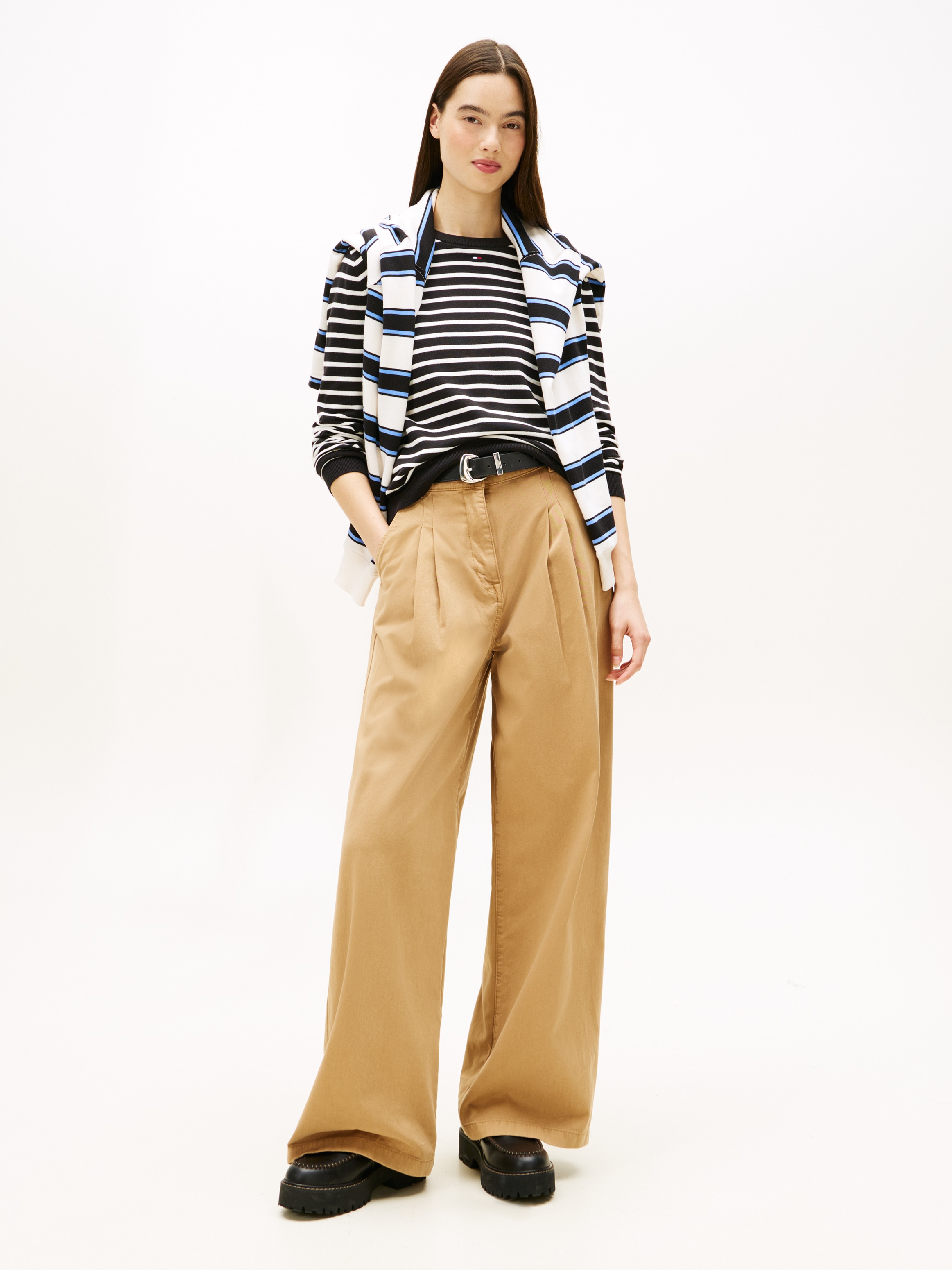 Tommy Jeans Strickpullover »TJW ESSENTIAL CREW SWEATER EXT«