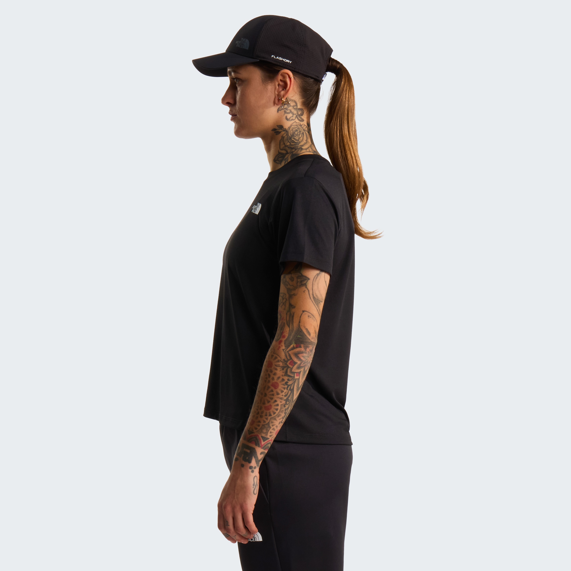 The North Face Funktionsshirt »W FLEX SHORT SLEEVES REG TEE« sportlicher Stil, kurze Ärmel, schnell trocknendes FlashDry™-Gewebe