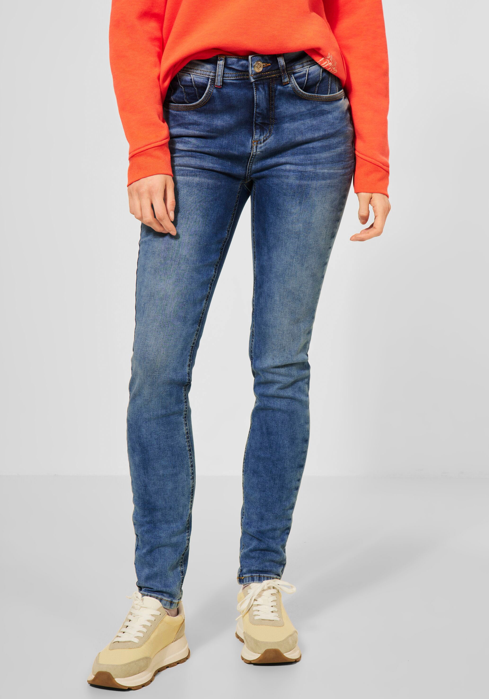 STREET ONE Slim-fit-Jeans, mit Biesen in den Eingriffstaschen