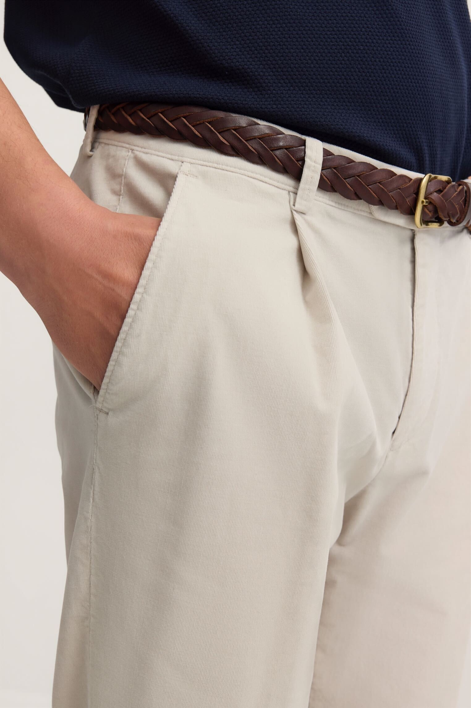 bugatti Bundfaltenhose »Tapered Fit«  aus Luxury Pima Cotton Feincord