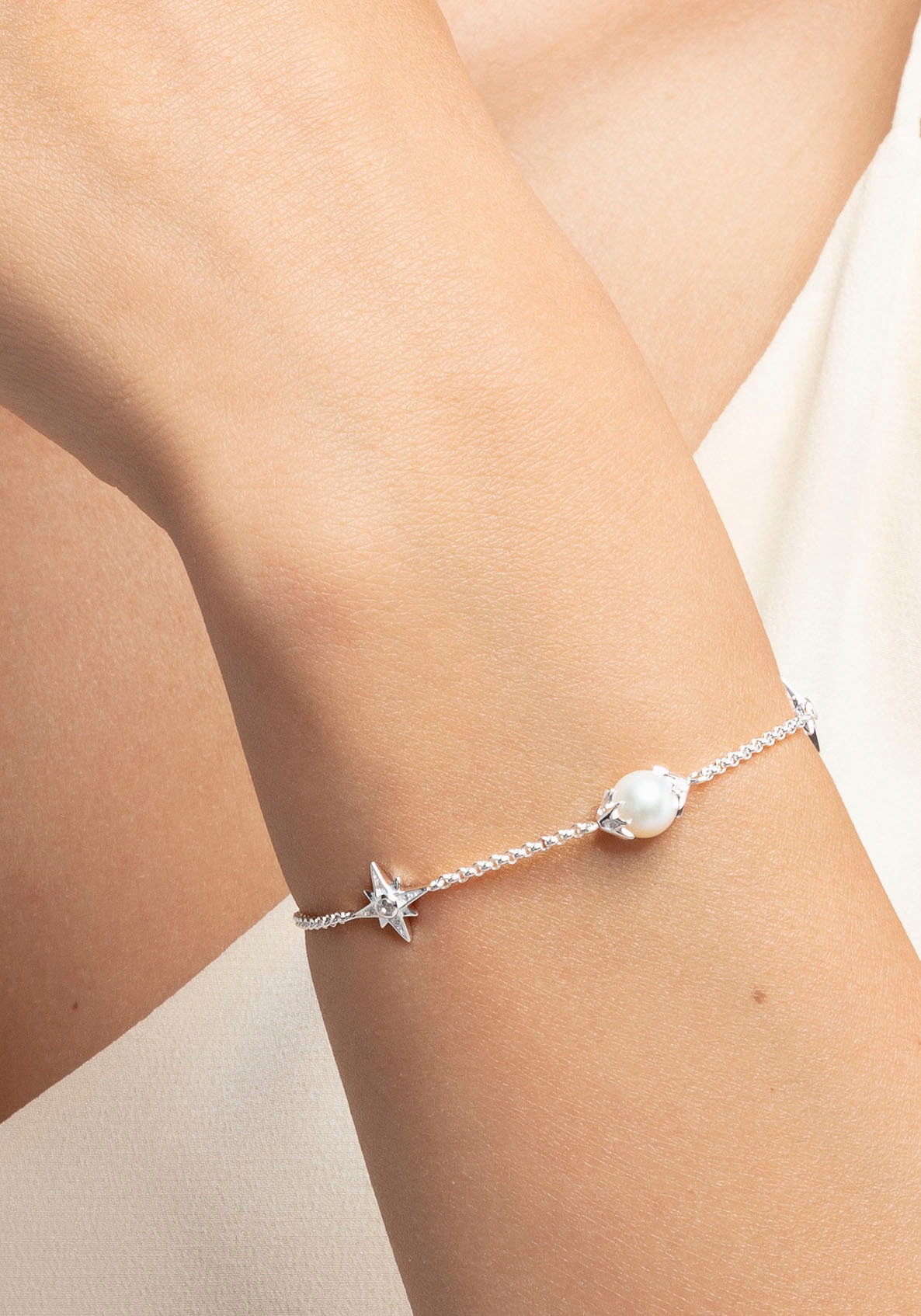 THOMAS SABO Perlenarmband »Perle mit Sternen silber, A1978-167-14-L19V«, mit Zirkonia (synth.) - mit Süßwasserzuchtperle