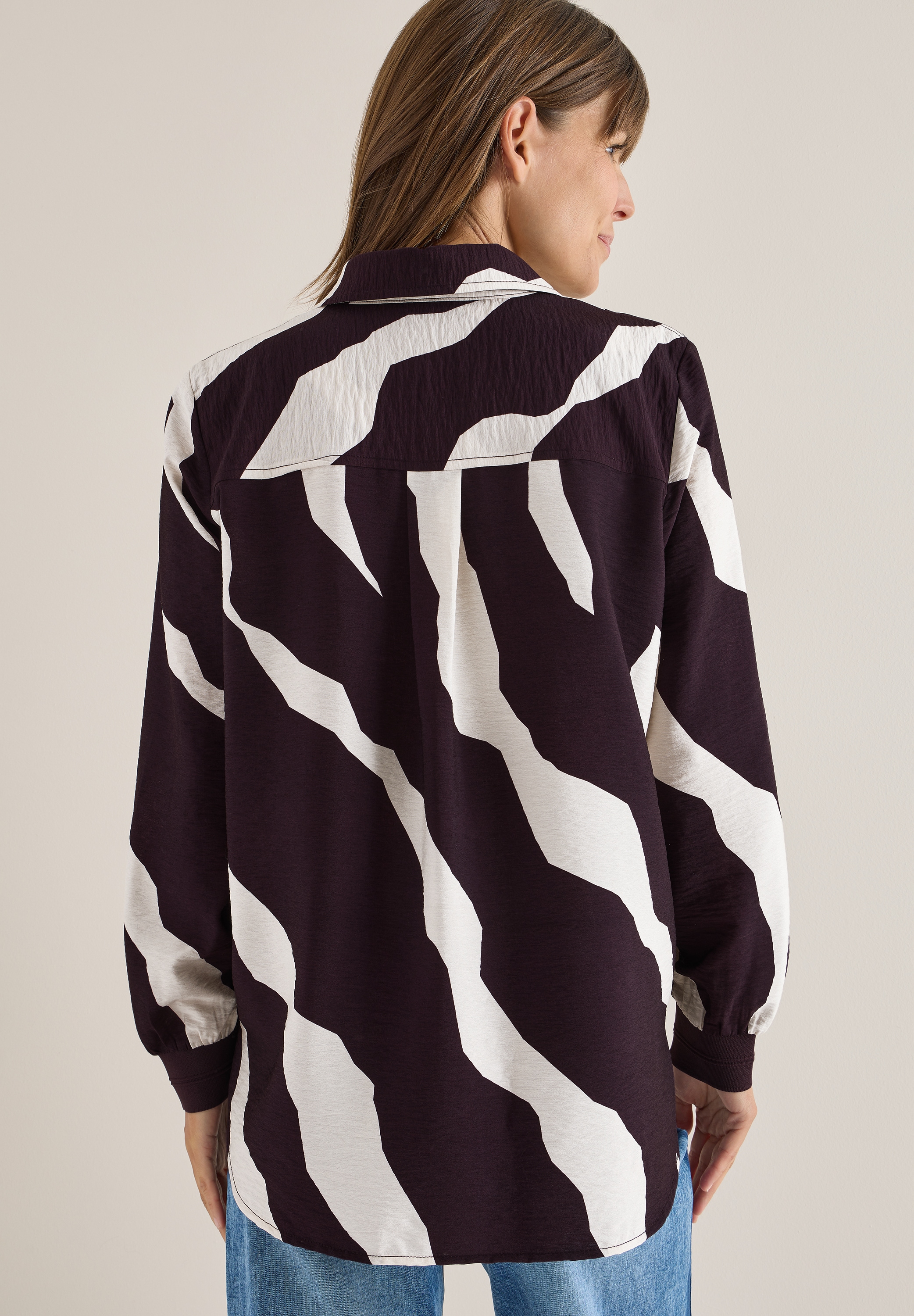 Cecil Langarmbluse mit Tapebündchen und grafischem Muster