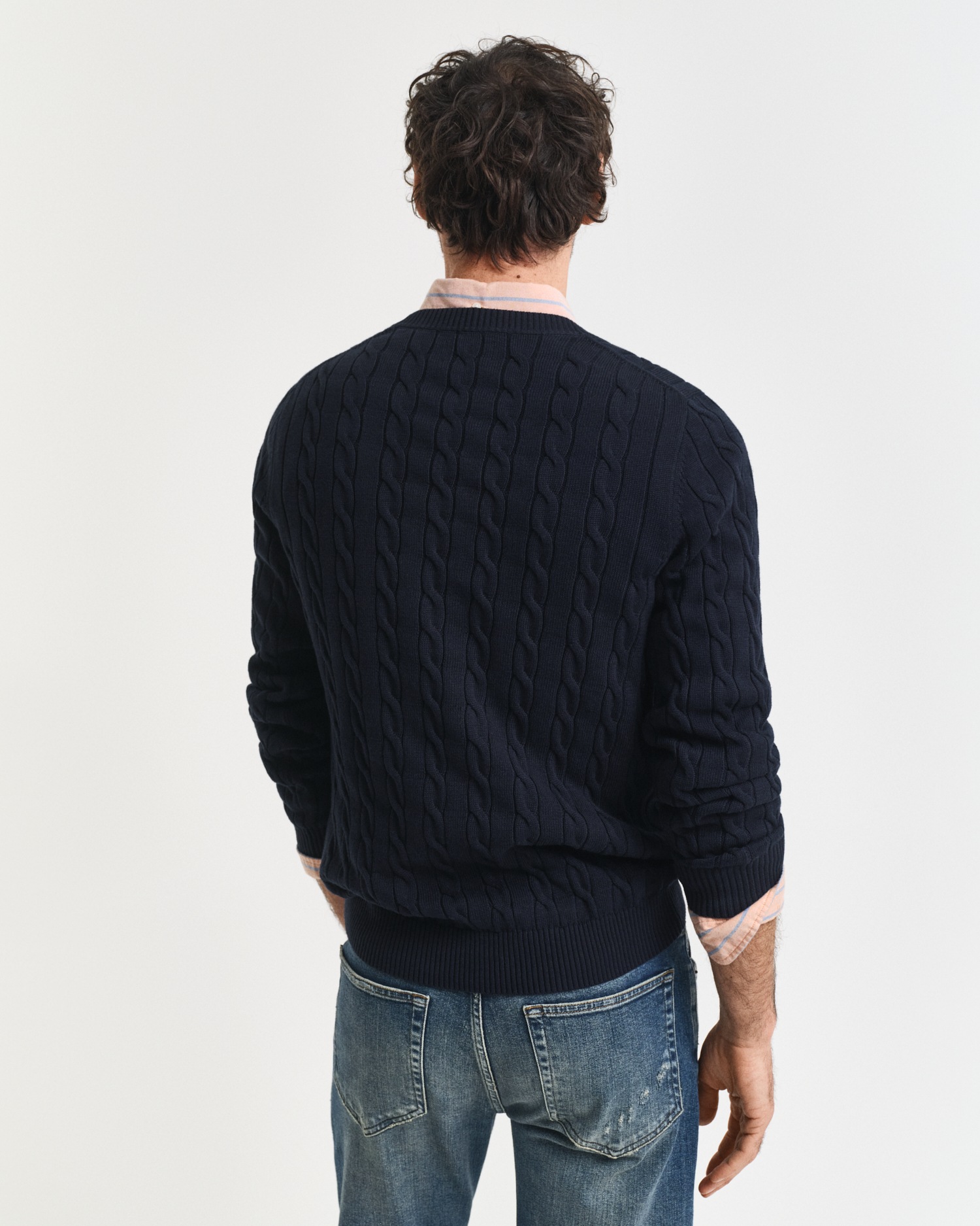 Gant Strickpullover »COTTON CABLE C-NECK«, mit Wappen-Logostickerei auf der Brust