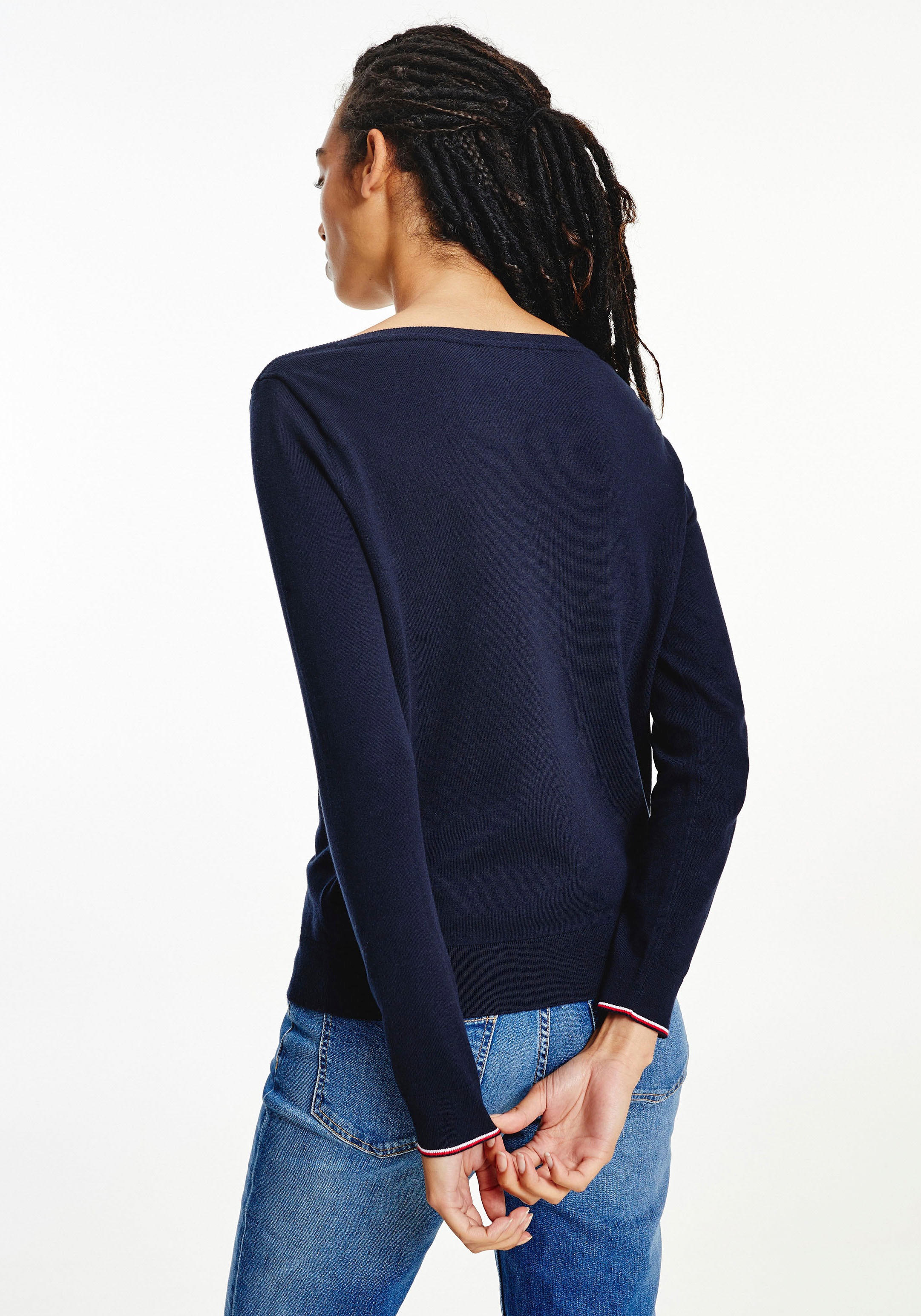 Tommy Hilfiger Strickpullover »NEW BOAT-NK SWTR LS«, mit den typischen Tommy Streifen am Ärmelbündchen & Logo-Flag