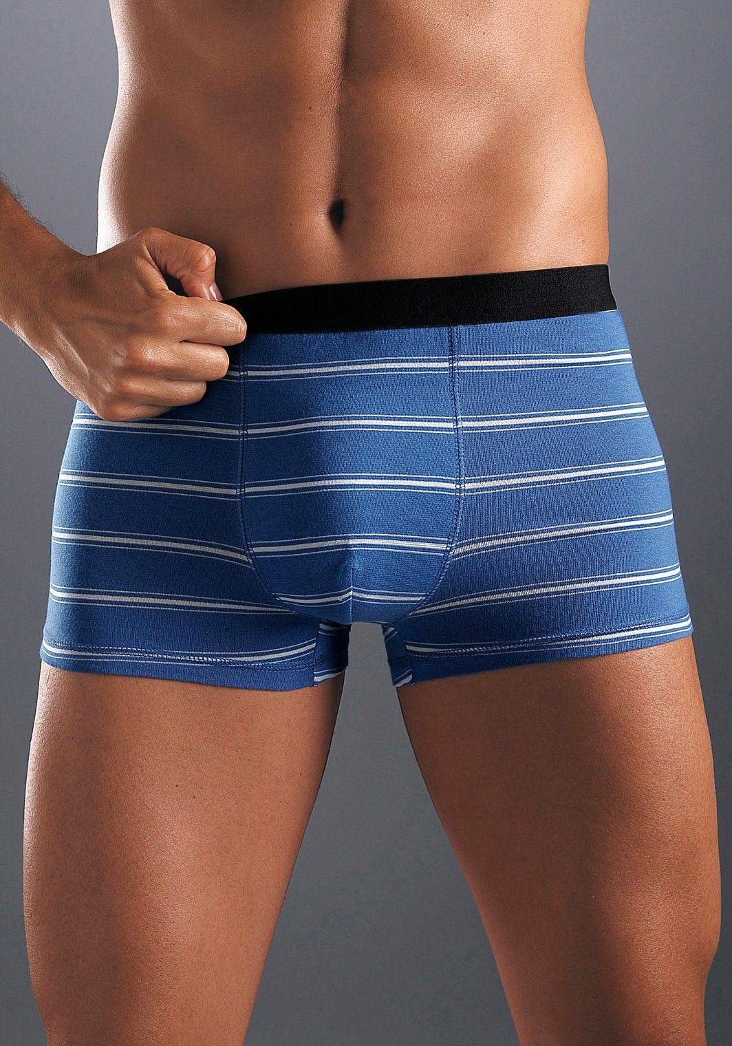 Buffalo Boxer »Boxershorts für Herren«, (Packung, 4 St.), mit schwarzem Webbund