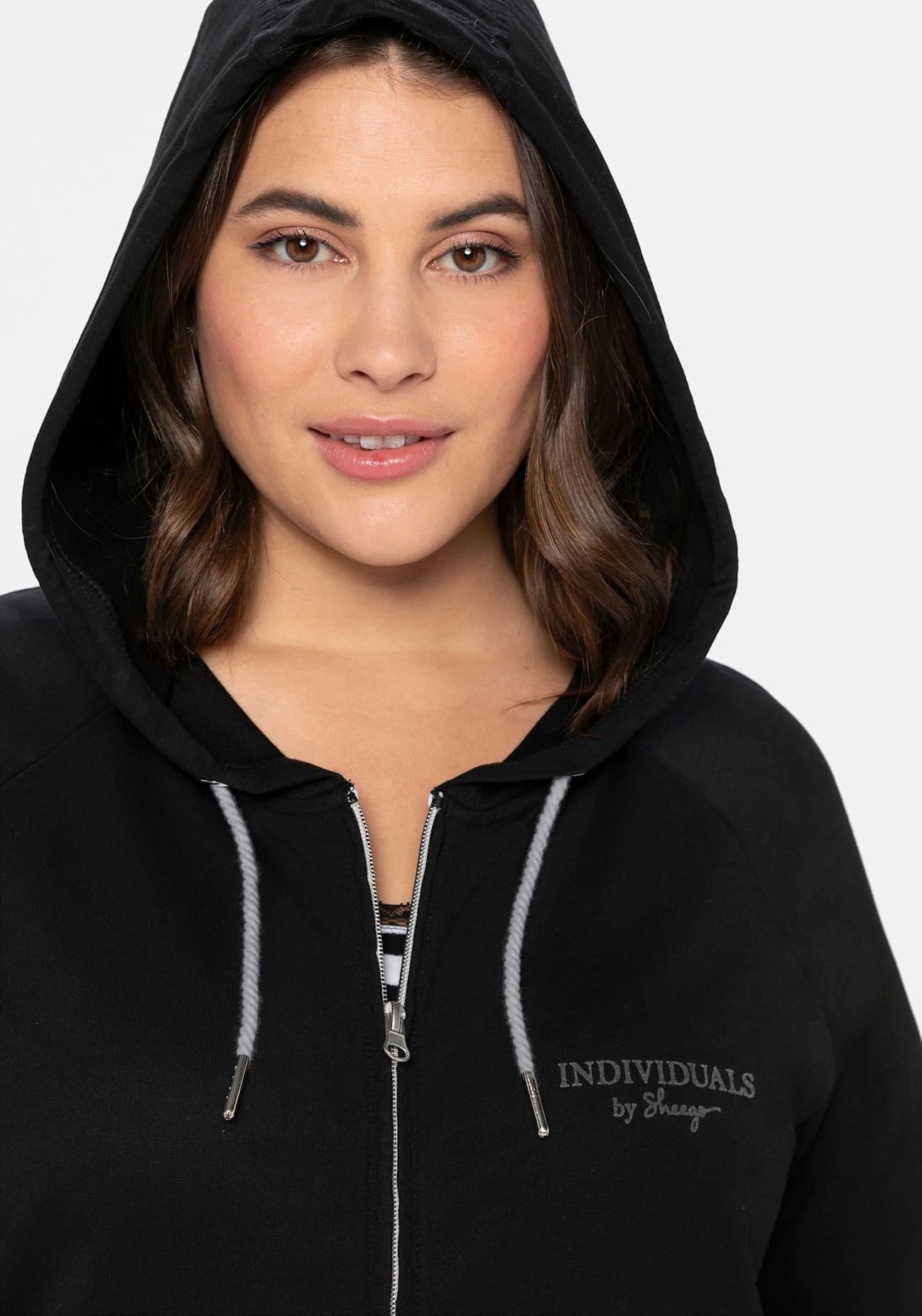 Sheego Shirtjacke »Kapuzensweatjacke«, (1 tlg.)