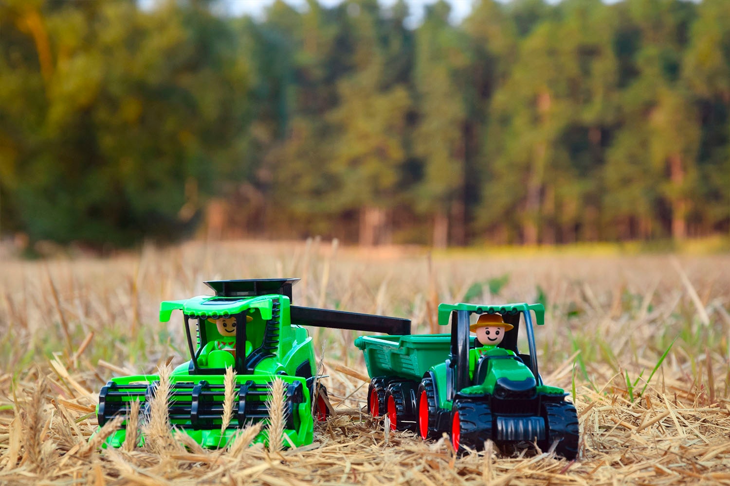 Lena® Spielzeug-Mähdrescher »Truckies«, inklusive Spielfigur; Made in Europe