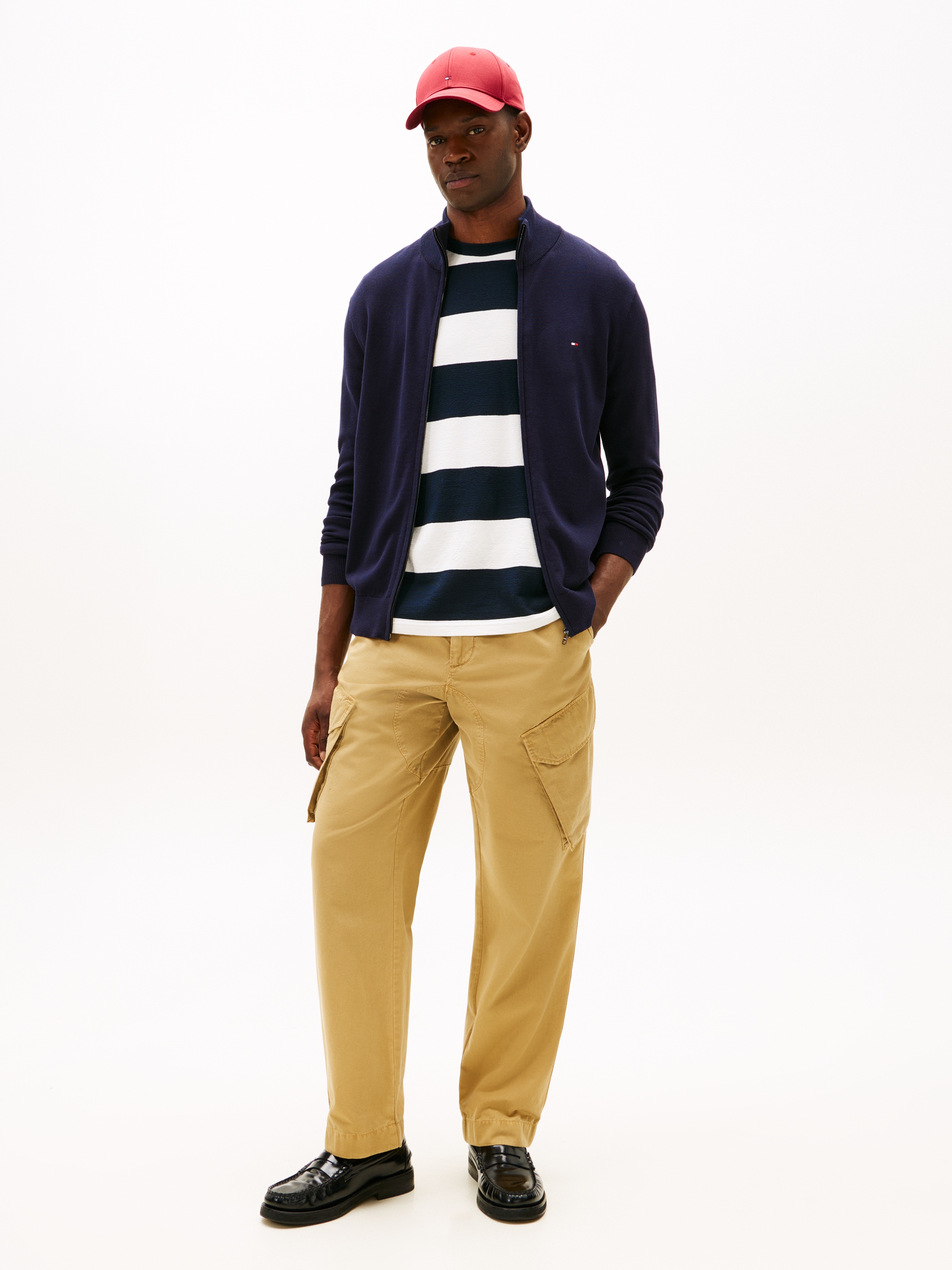 Tommy Hilfiger Strickjacke »ESSENTIAL COTTON ZIP THRU«, mit Logostickerei
