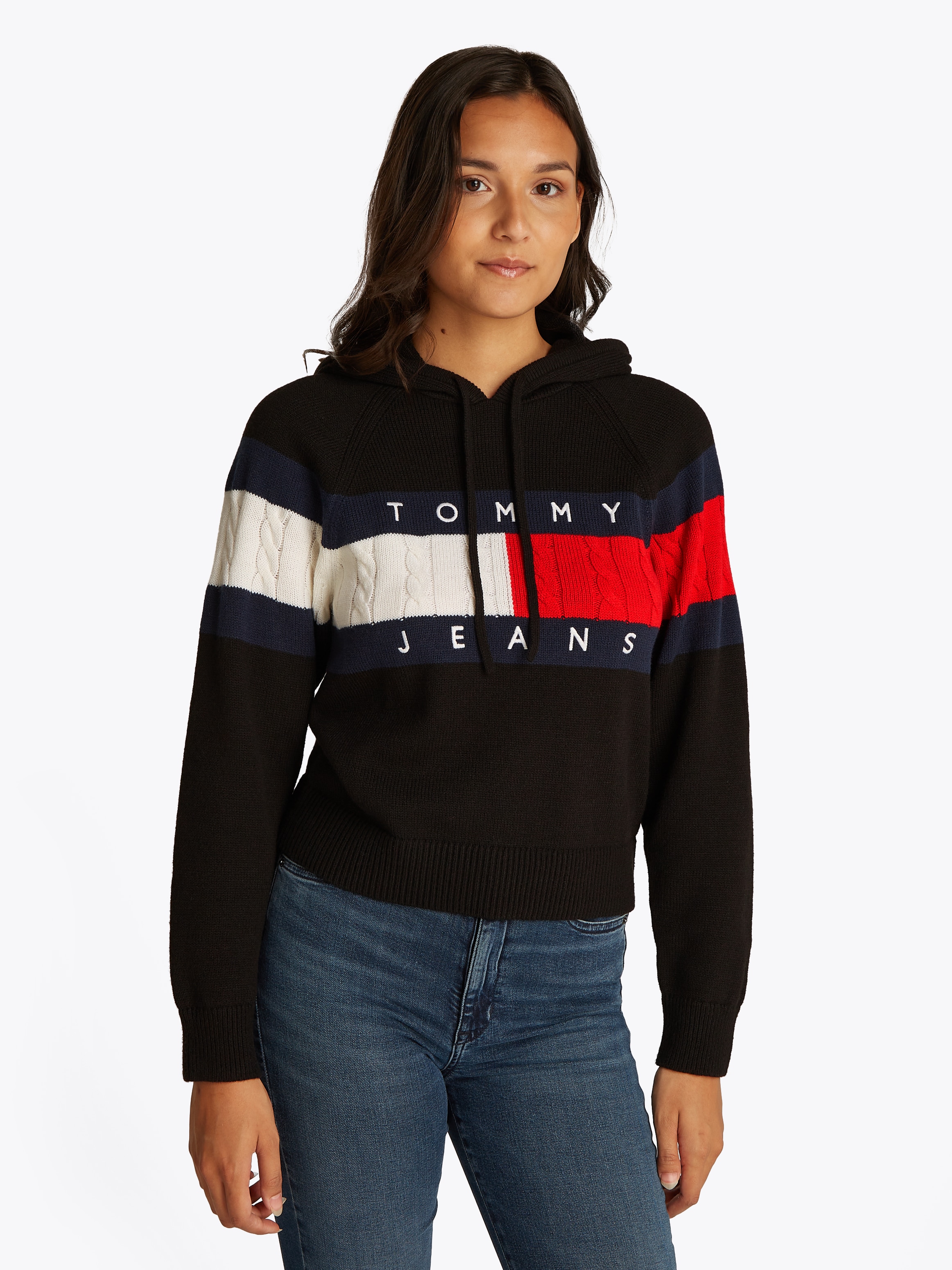 TOMMY JEANS Kapuzenpullover »TJW CENTER FLAG HOOD SWEATER EXT«, mit Kapuze, großem Logo-Flag