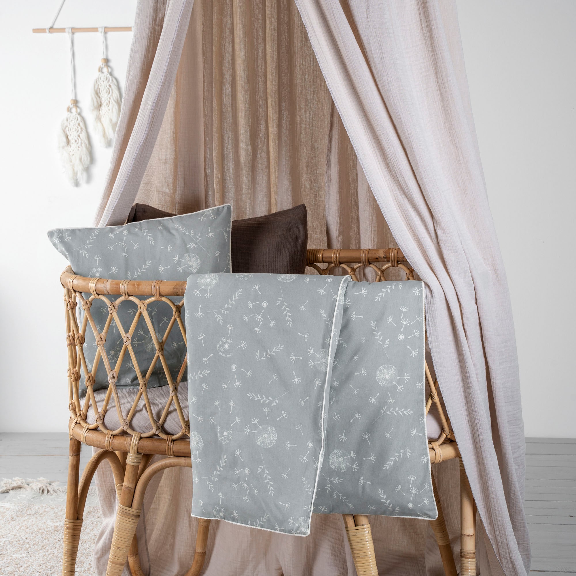 Julius Zöllner Kinderbettwäsche »Baby- und Kinderbettwäsche aus 100% Bio-Baumwolle« 2 Stk. tlg. erhältlich in den Größen 80x80+35x40cm und 100x135+40x60cm