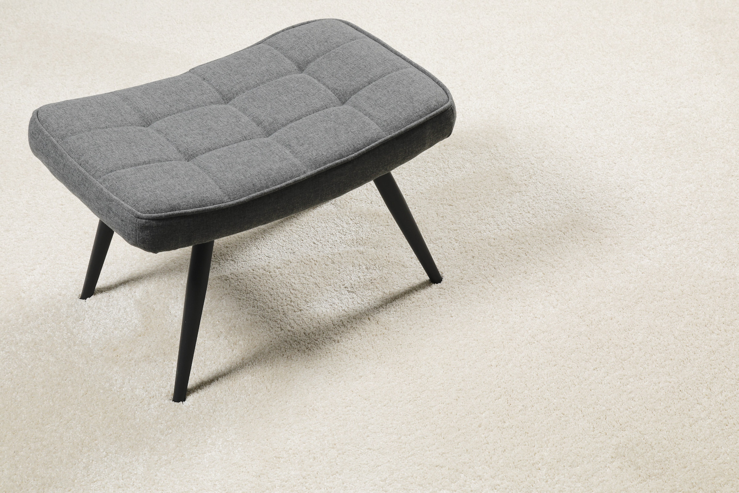 Wecon home Teppich »Wogh« rund 25 mm Höhe Kurzflor, maschinell gewebt, robust, Wohn- & Schlafzimmer, einfarbig