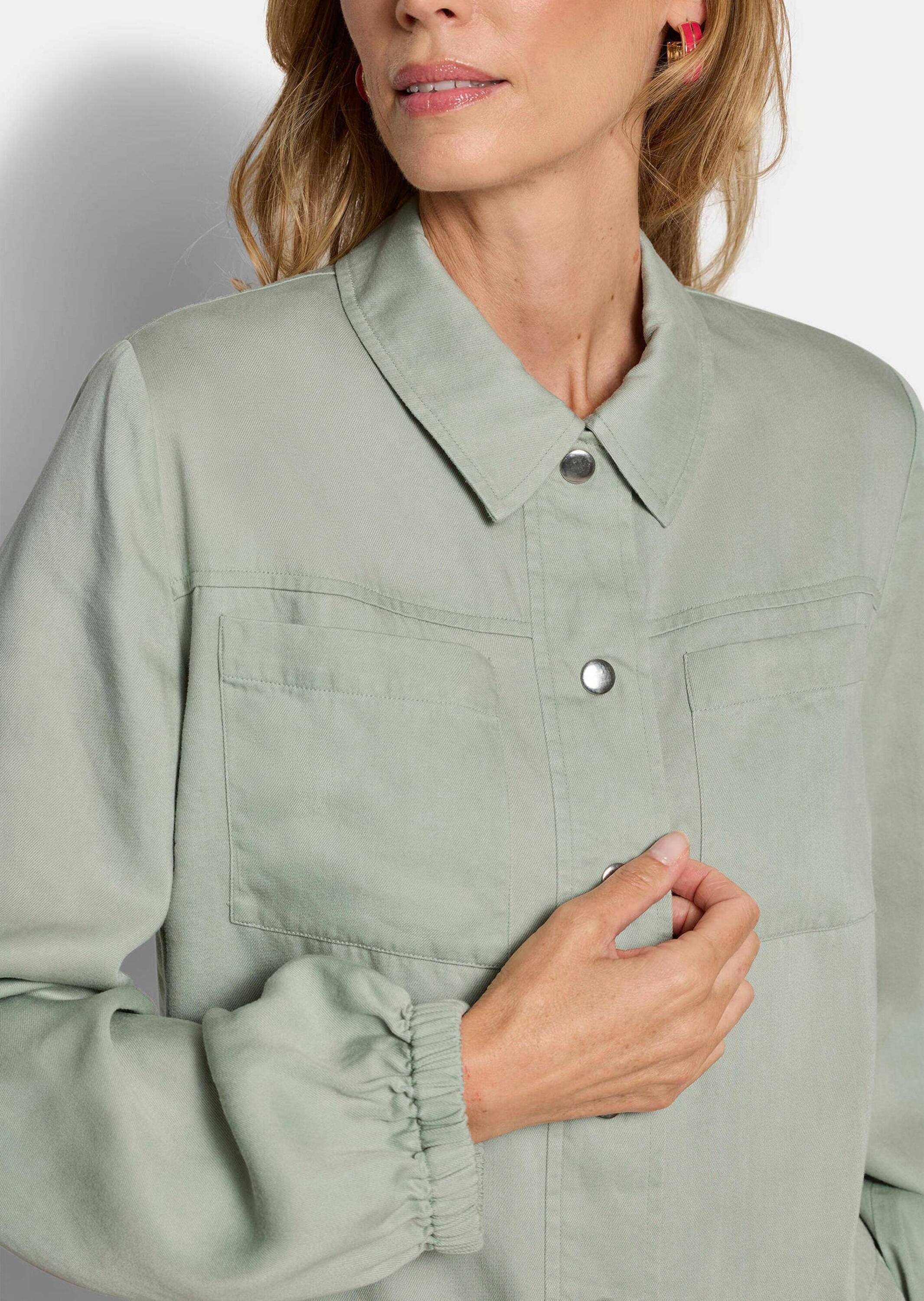 GOLDNER Kurzjacke »Kurzgröße Freizeitjacke mit Hemdkragen« Tunnelzug in der Taillie