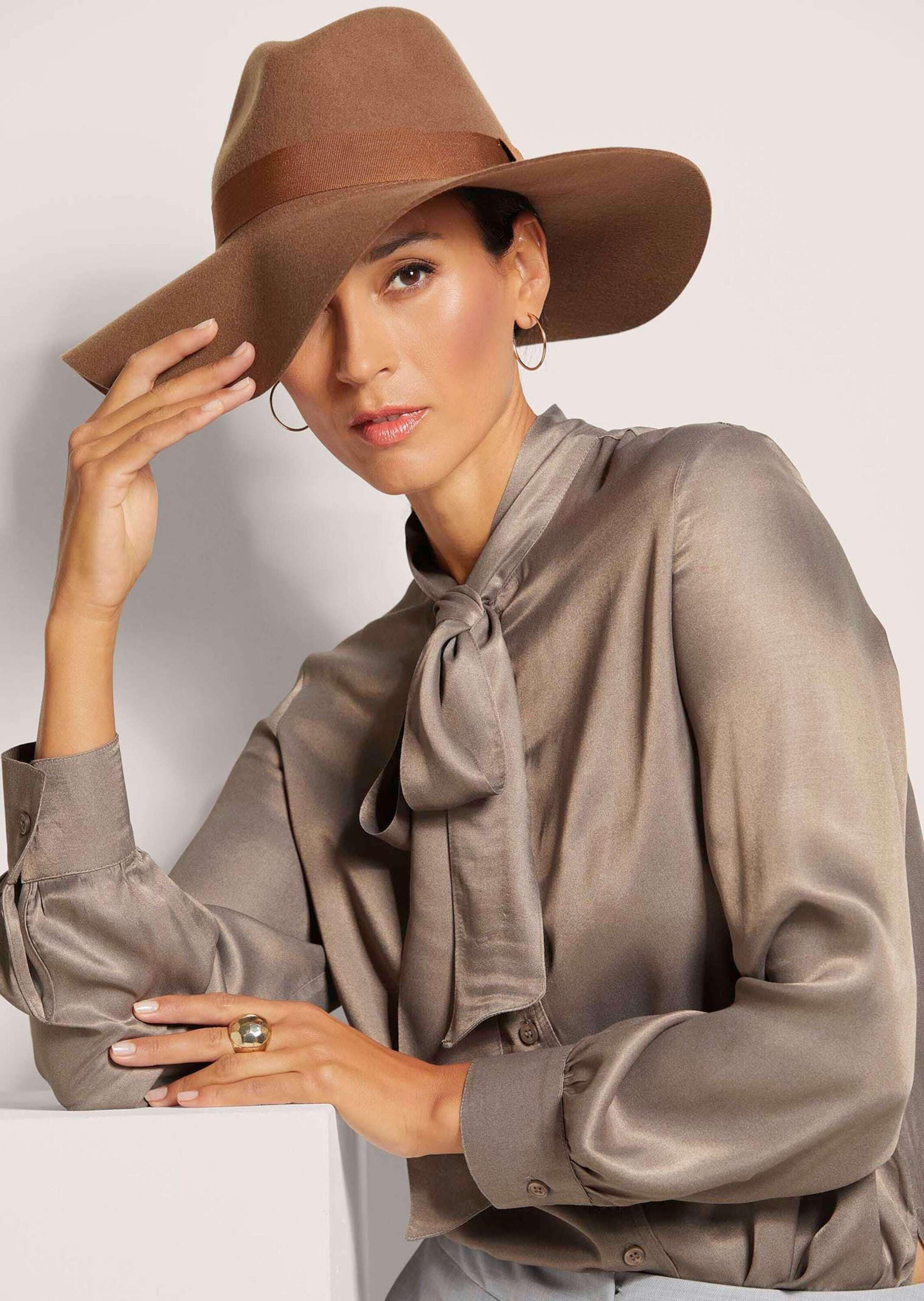 MADELEINE Langarmbluse »Bluse Satinbluse mit Schluppe«