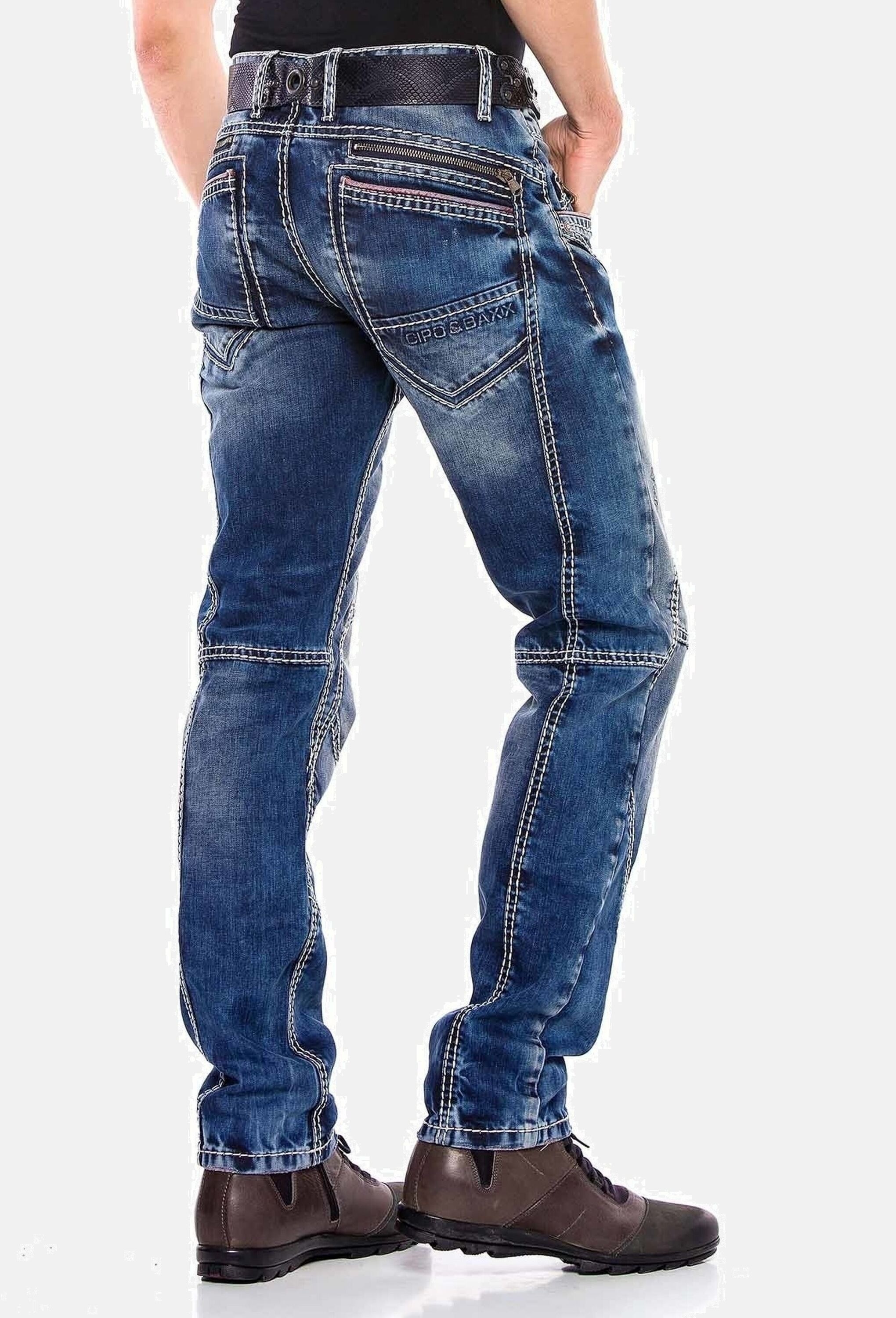 Cipo & Baxx Straight-Jeans »Cipo & Baxx Jeans« mit trendigen Ziernähten, CD563