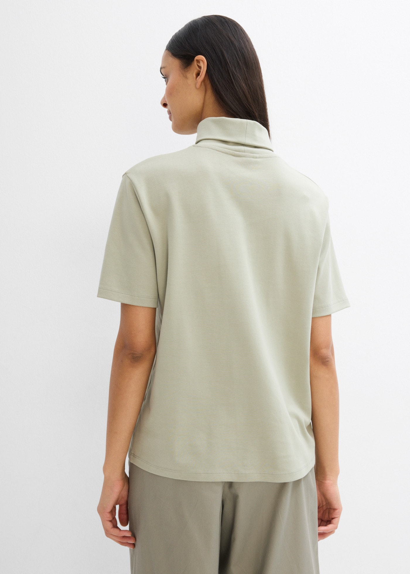 bonprix Rollkragenshirt kastenförmige Silhouette, hoher Kragen, Oversize-Passform