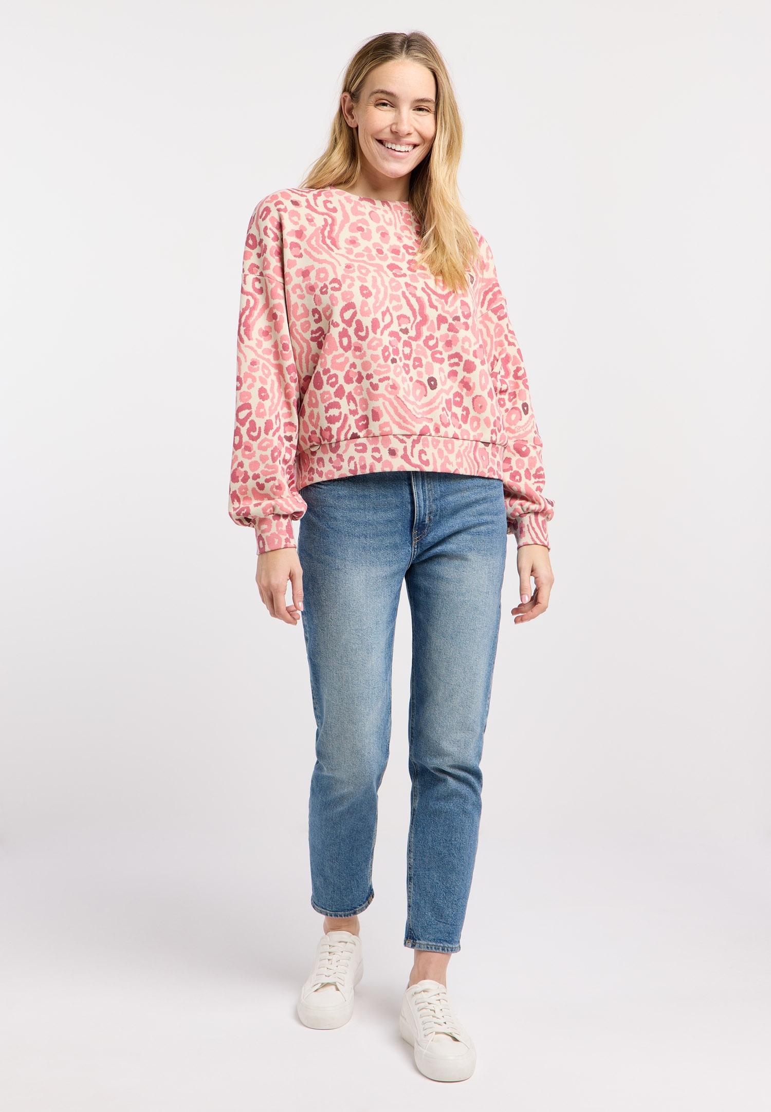 Ragwear Sweatshirt »WUSS PRINT«, Elastische Baumwollmischung und softem Finish mit Allover-Print
