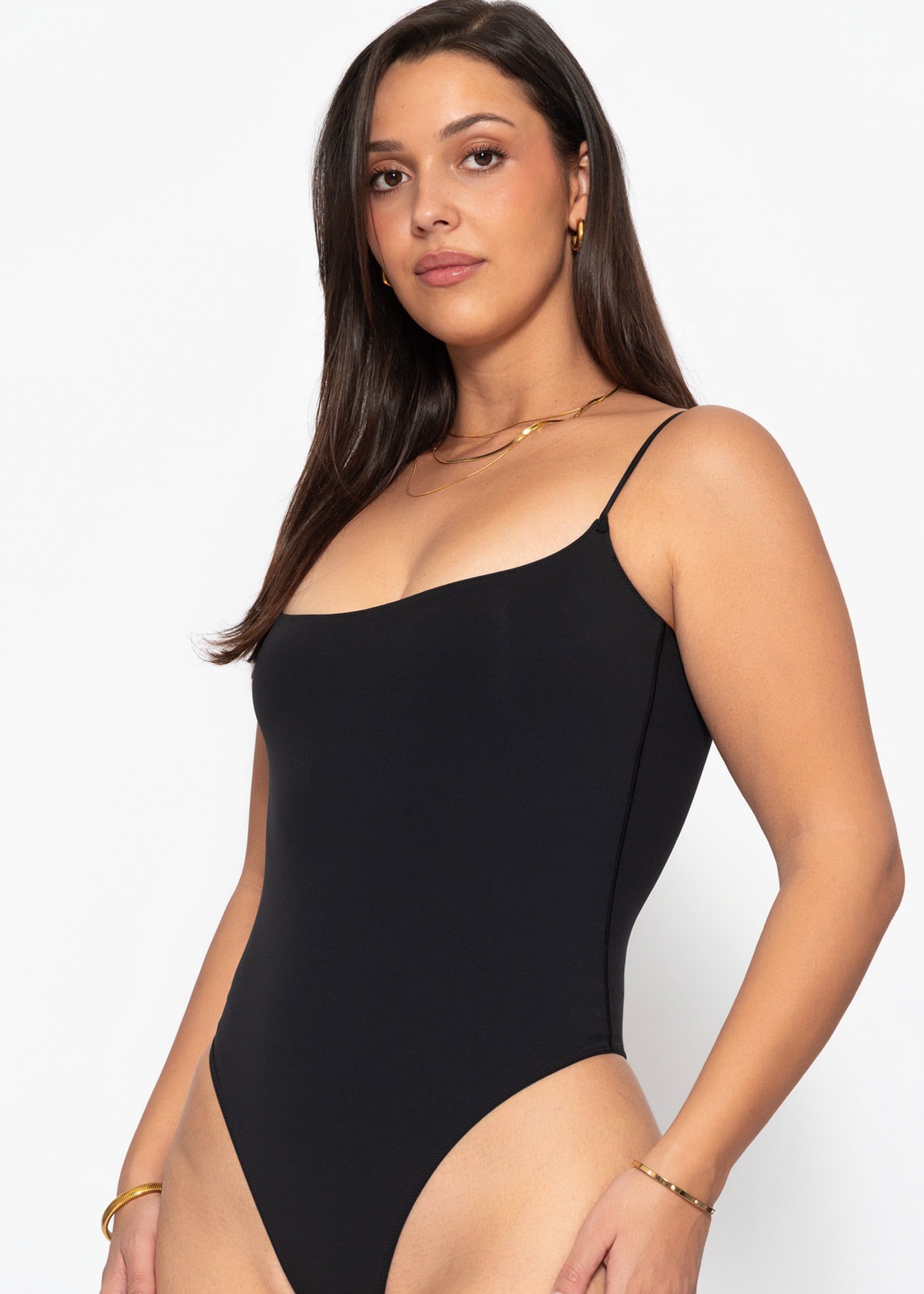 SASSYCLASSY Shaping-Body »Bodysuit Soft Shapewear mit String und Spaghetti Träger« Elastischer Body in leichtem Formeffekt und Spaghetti Trägern Schwarz