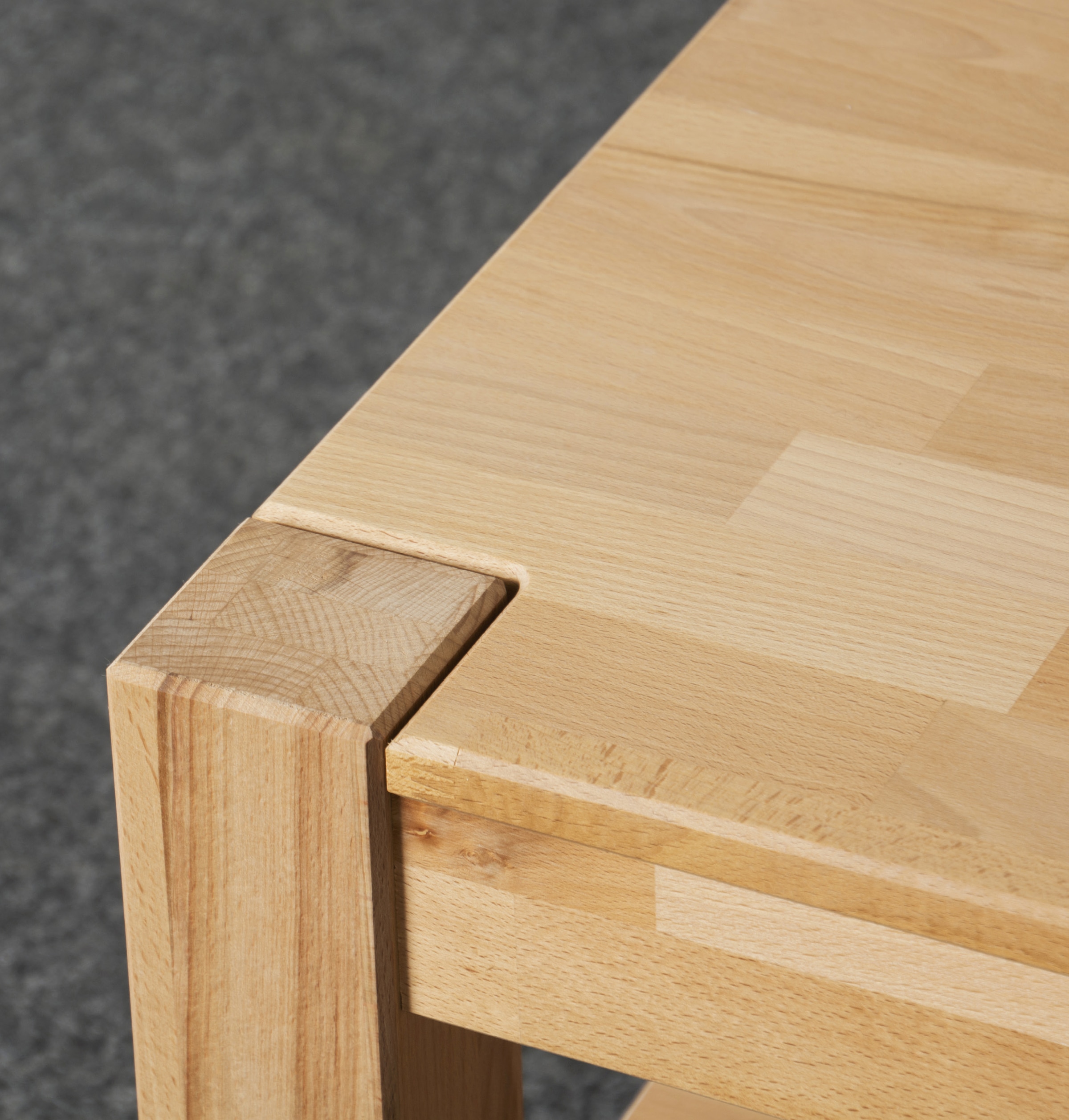 VOGL Möbelfabrik Couchtisch »Toronto«, in 2 Größe, mit Ablageboden, teilmassiv, Höhe 46 cm, Made in Germany