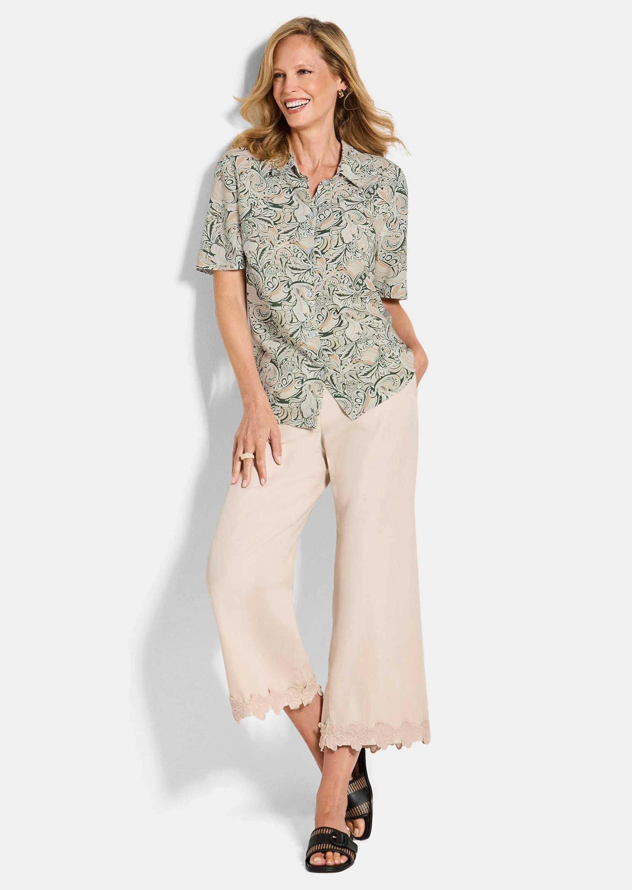 GOLDNER Kurzarmbluse »Kurzgröße Viskosebluse mit Paisley-Design« Stilisierter Paisley-Print