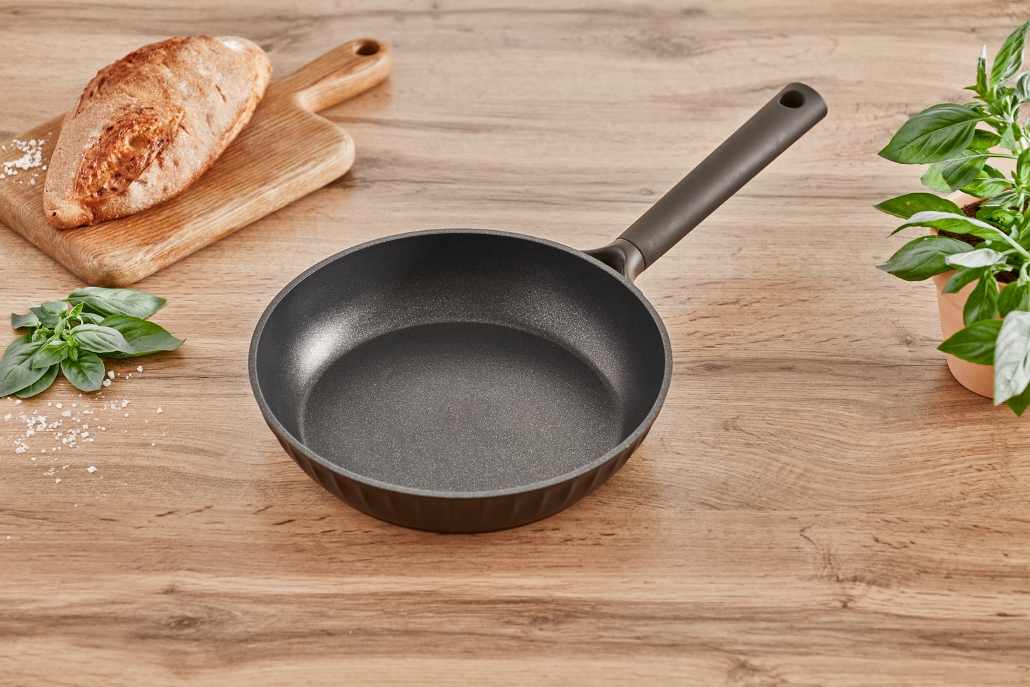 RESTO Kitchenware Bratpfanne »Ascella, antihaftbeschichtet und spülmaschinenfest« Aluminiumguss 1 Stk. tlg. Induktion, für alle Herdarten geeignet