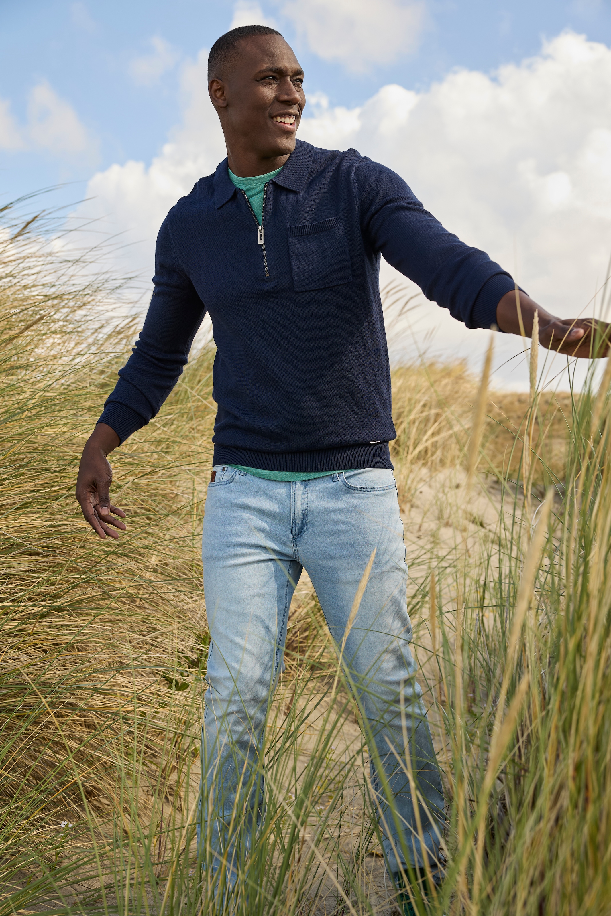 Bruno Banani Straight-Jeans »Hutch«, gerade Beinform, teilweise mit modischen Destroyed-Effekten